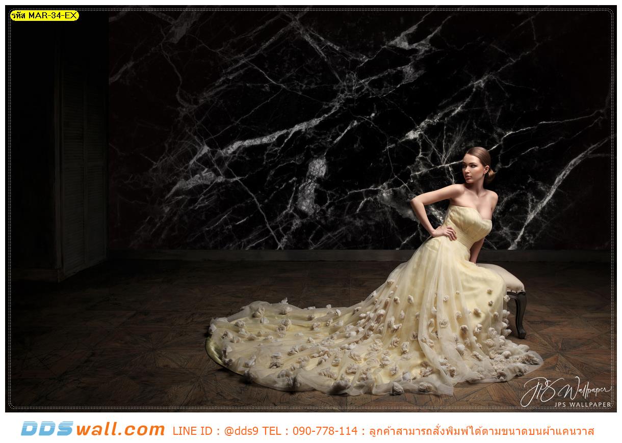 Print wallpaper สำหรับงานตกแต่งฉากหลังผนังบ้าน ภาพลายหินอ่อนสีดำเข้มแต่งแต้มสีขาว หรูหราอย่างมีระดับ