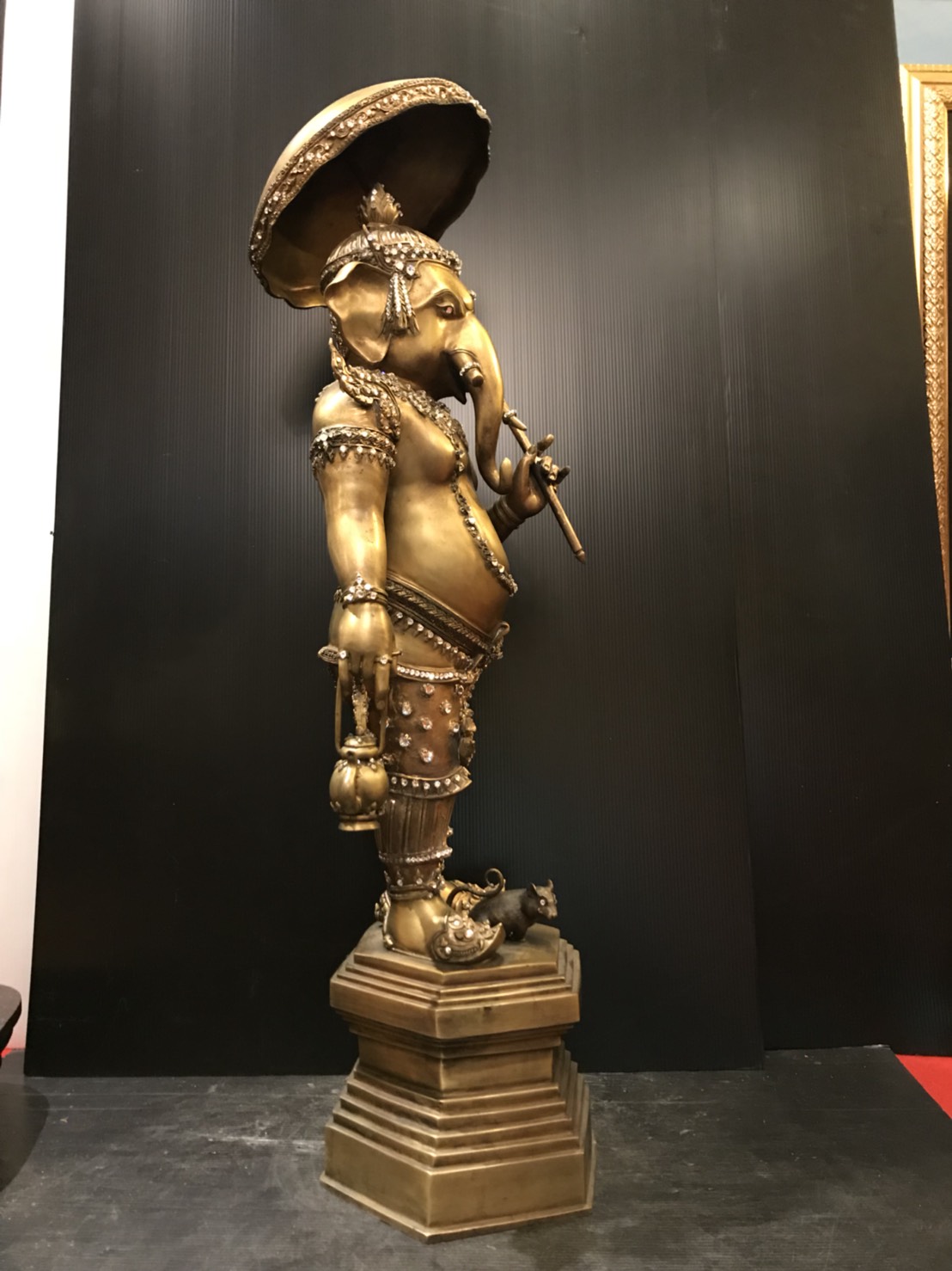 รูปหล่อพระพิฆเนศ ปางค์มหาลาภ ปลุกเสกจากตำหนักพระพิฆเนศ หนัก 25 kg.