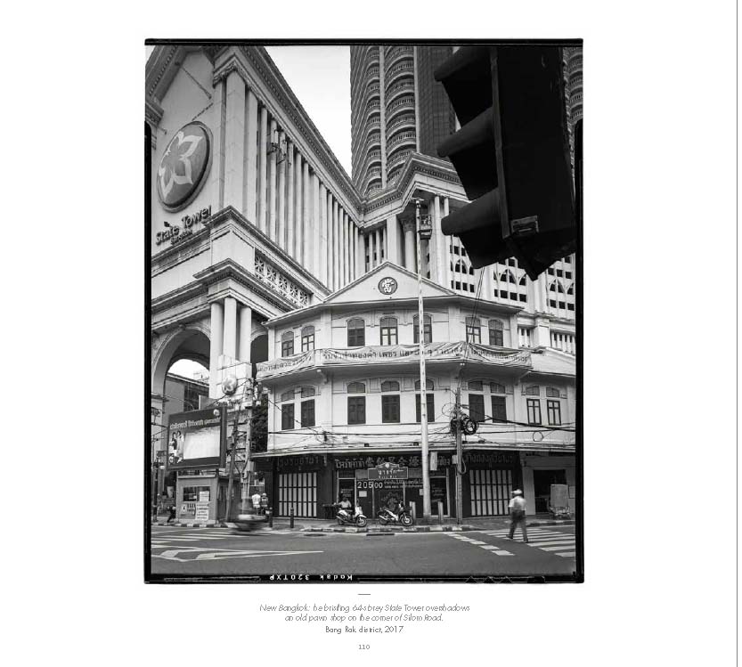 Riverbooks หนังสือประวัติศาสตร์ : Vanishing Bangkok - The Changing Face of the City By RiverBooks