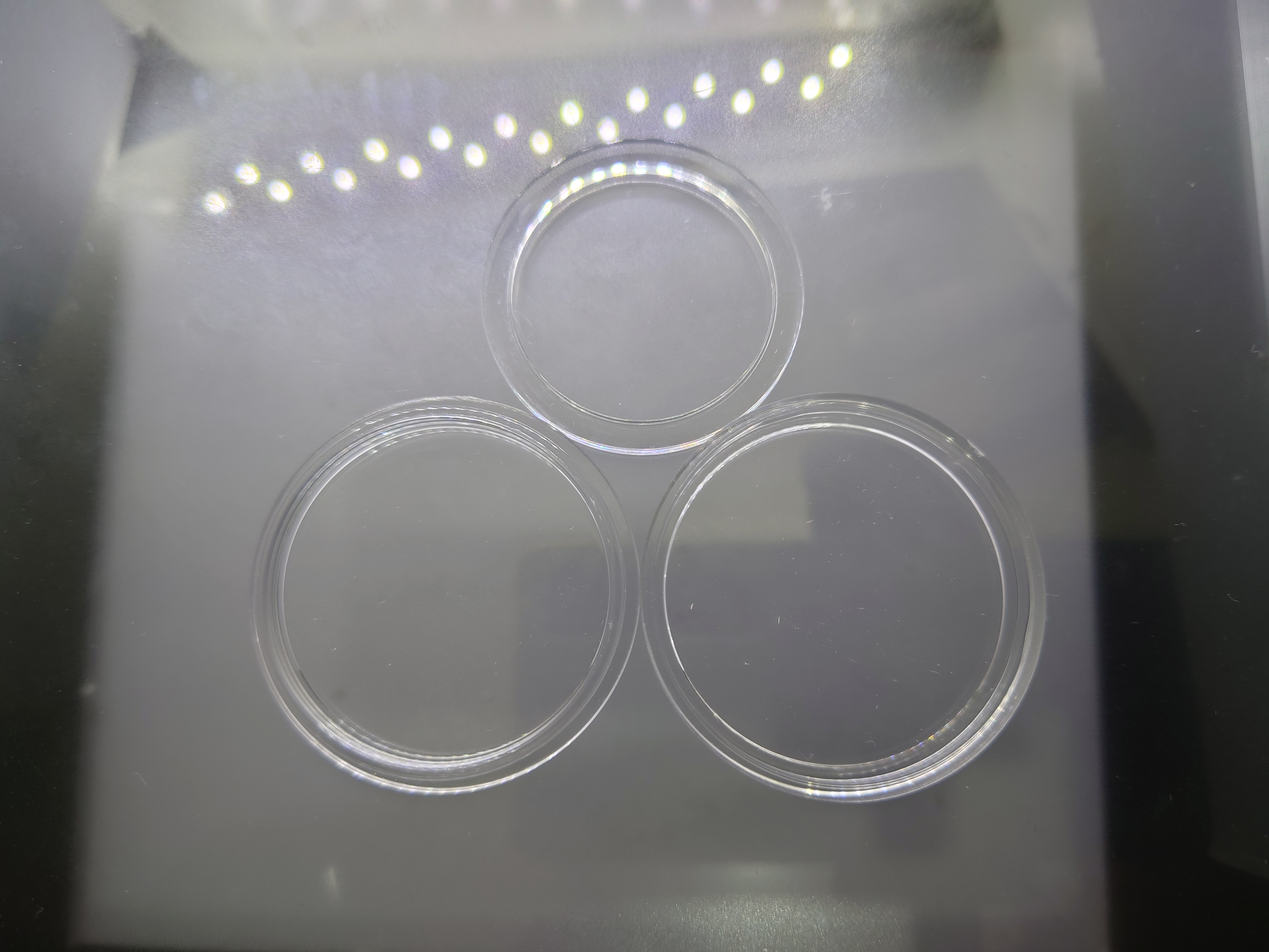 ตลับใส่เหรียญ เนื้ออะคริลิค ใส้ใส ขนาด วงใน 32 มิล วงนอก 45 มิล