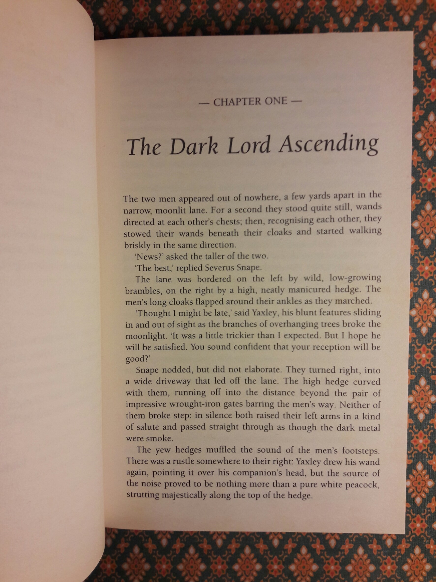 Harry Potter and the Deathly Hallows ฉบับภาษาอังกฤษ