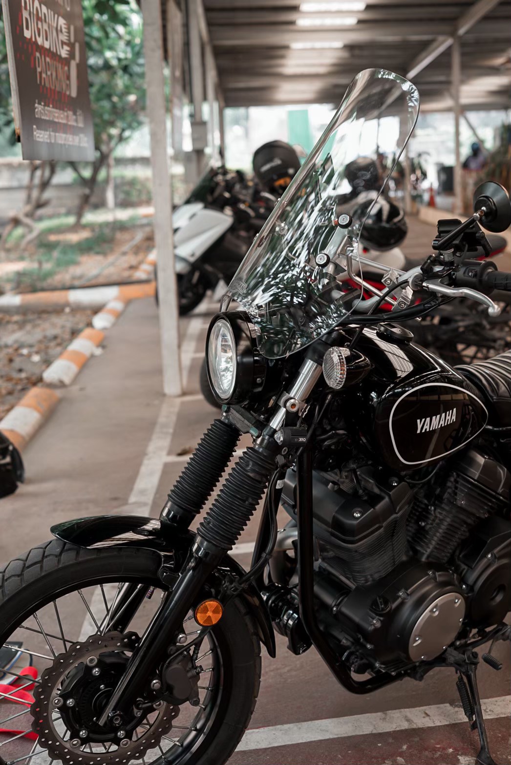 ชิวหน้า ไฟกลม ทรงสูง 47 ซม. สีใส