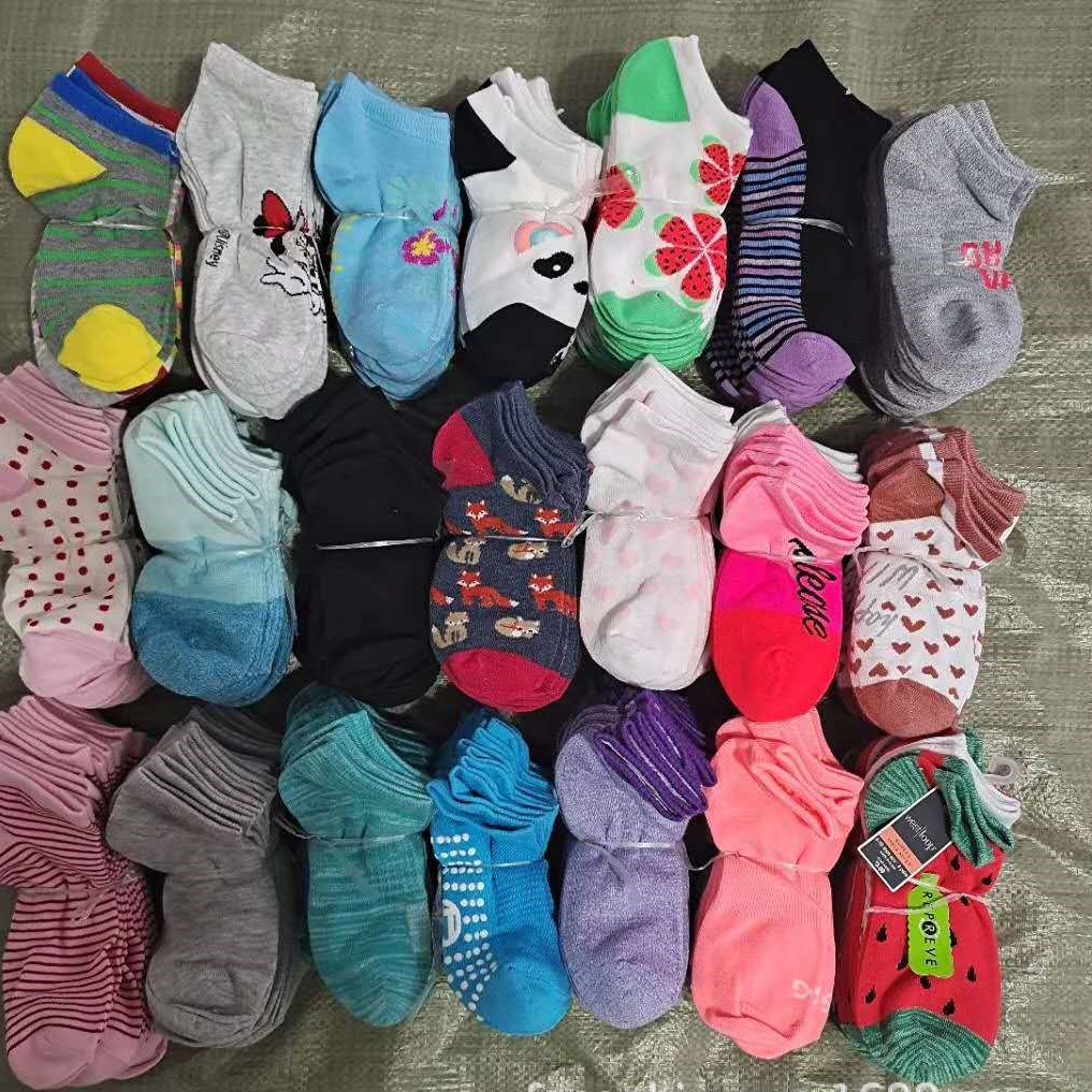 MUISUNGSHOP สินค้าโล๊ะสต๊อก ค้างโกดัง หลุด QC ถุงเท้าเด็กทรง boat sock คละลายถูกที่สุด เลือกลายไม่ได้ ขายส่ง