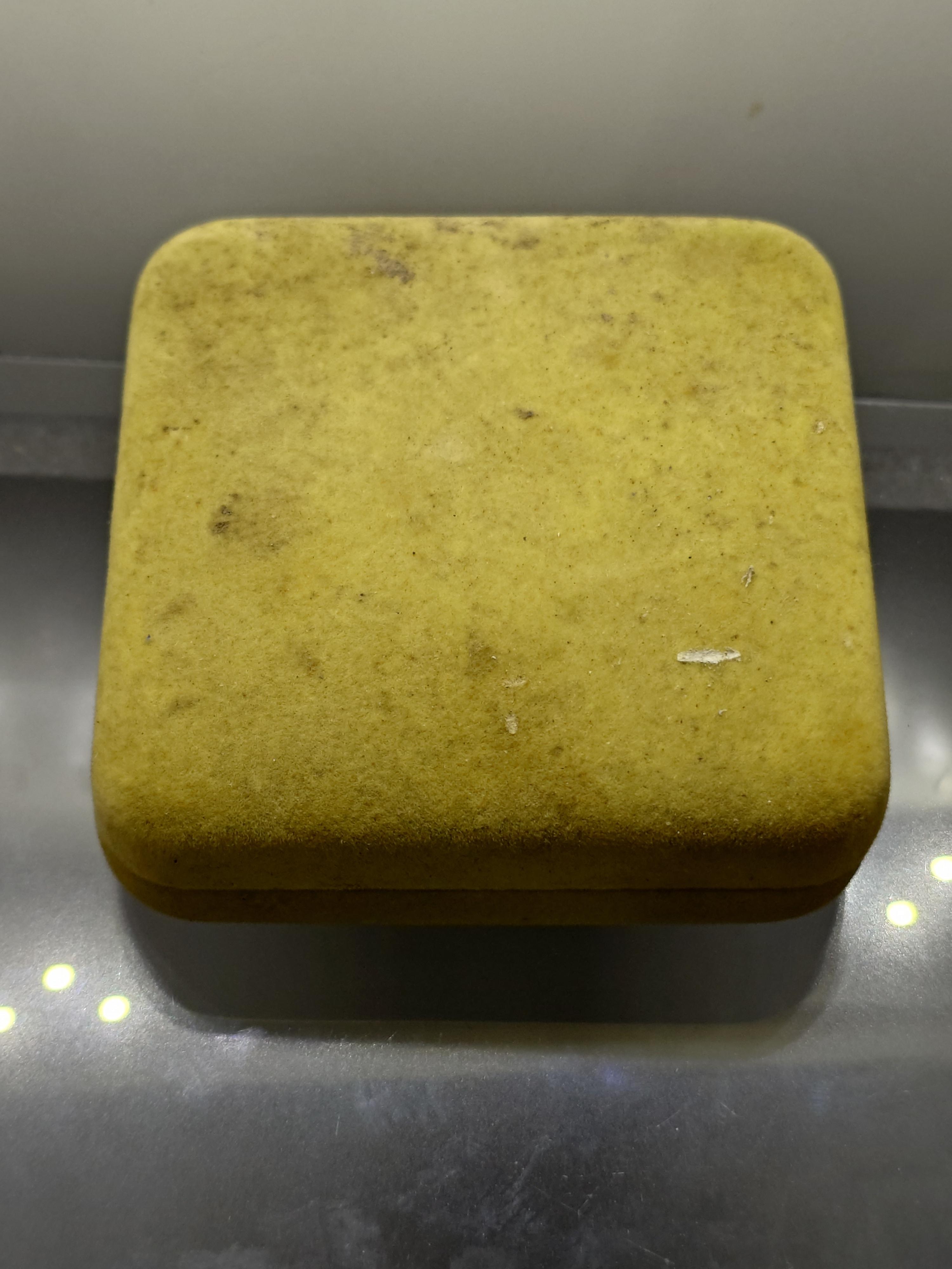 พระกริ่งคุ้มเกล้า เนื้อนวะโลหะ พ.ศ.2522 สภาพสวย หายาก รับประกันแท้ พร้อมกล่องเดิม