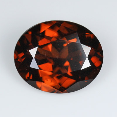 **ขายแล้ว**เพทายสีน้ำตาลแดง (Red-Brown Zircon) 4.29 กะรัต รูปไข่ รูปร่างดี