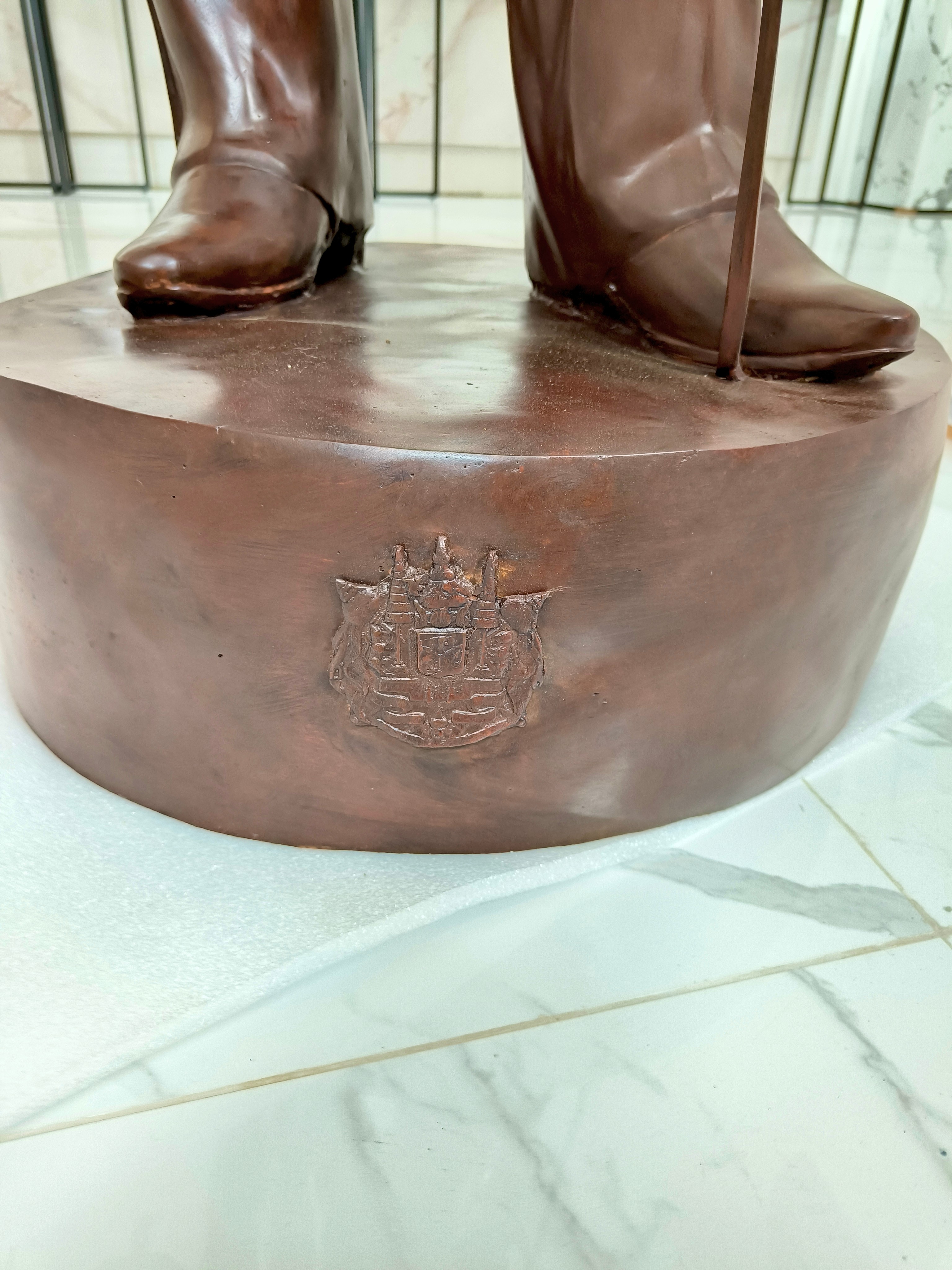 รูปหล่อ รัชกาลที่ 5 ร.5 สูง 2 เมตร พระปิยมหาราช พระบาทสมเด็จพระจุลจอมเกล้าเจ้าอยู่หัว