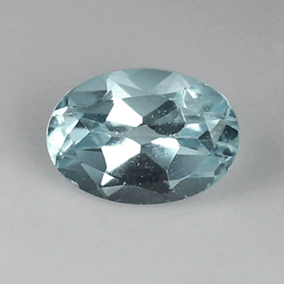 **ขายแล้ว**บลูโทปาส (Blue Topaz) 0.96 กะรัต สีฟ้าอ่อน สกายบลู