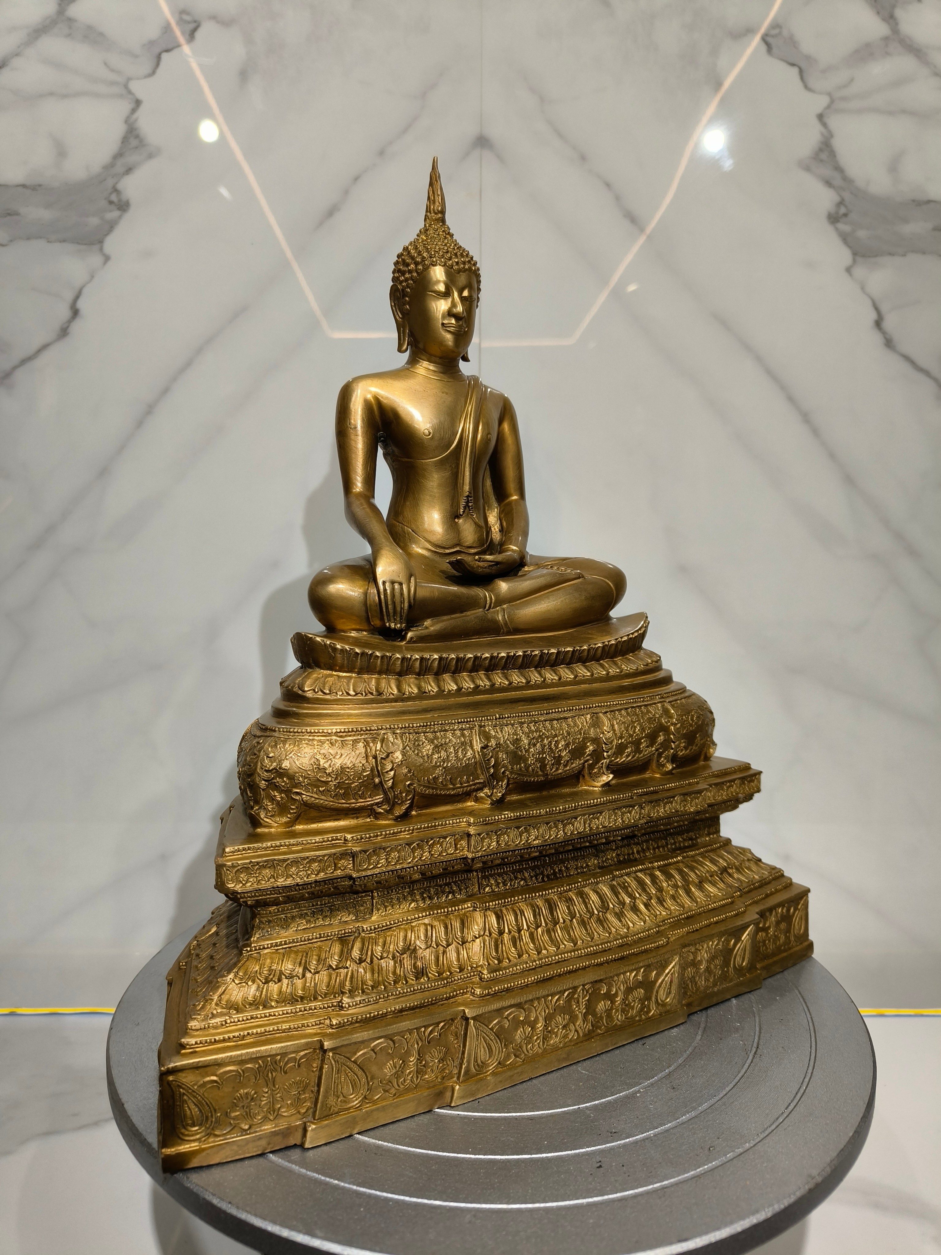 พระพุทธรูป พระพุทธชินสีห์ หน้าตัก 7 นิ้ว ปี 2556 วัดบวรนิเวศวิหาร กรุงเทพมหานคร