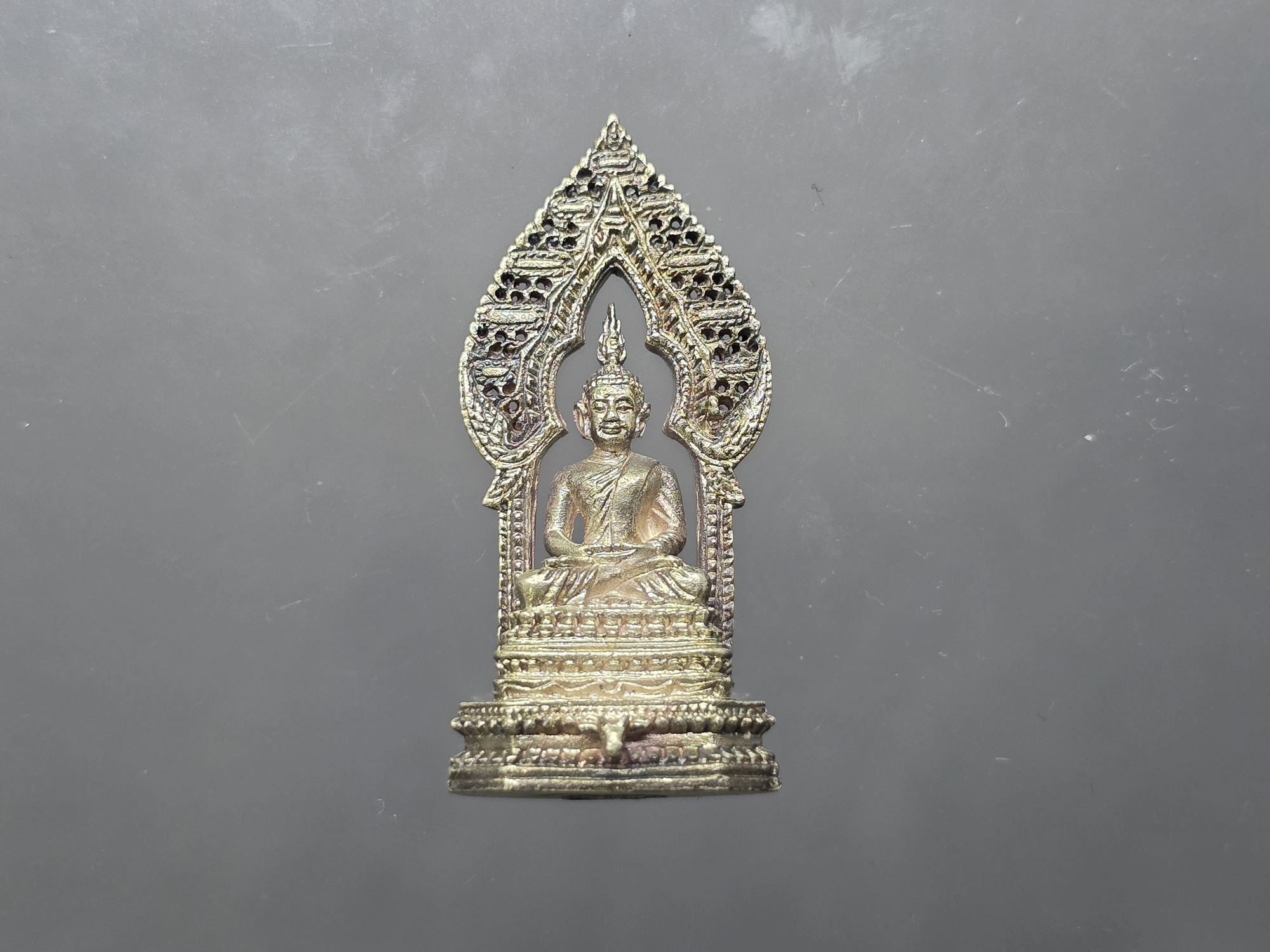 พระกริ่งนิรันตราย ฉลองสิริอายุครบ 96 ปี (8 รอบ) สมเด็จพระมหาวีรวงศ์ (อุฑาฒิโมมหาเถร) เนื้อเงิน วัดราชประดิษฐสถิตมหาสีมาราม ปี2543 พร้อมตลับเดิม