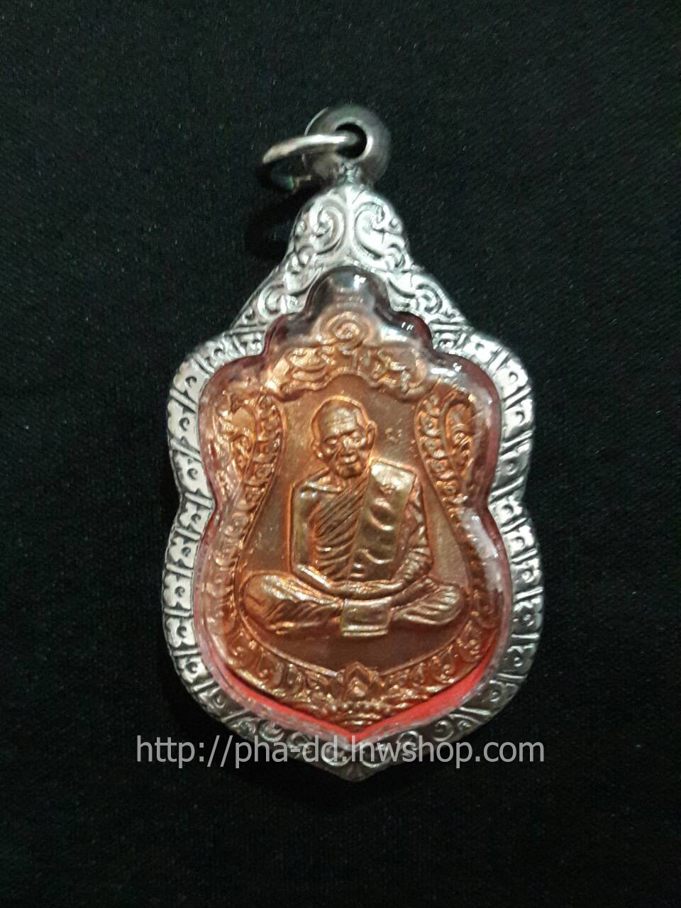 เหรียญเสมาหลวงปู่ทิม วัดละหารไร่ ปี 2518 (พร้อมกรอบสแตนเลส)