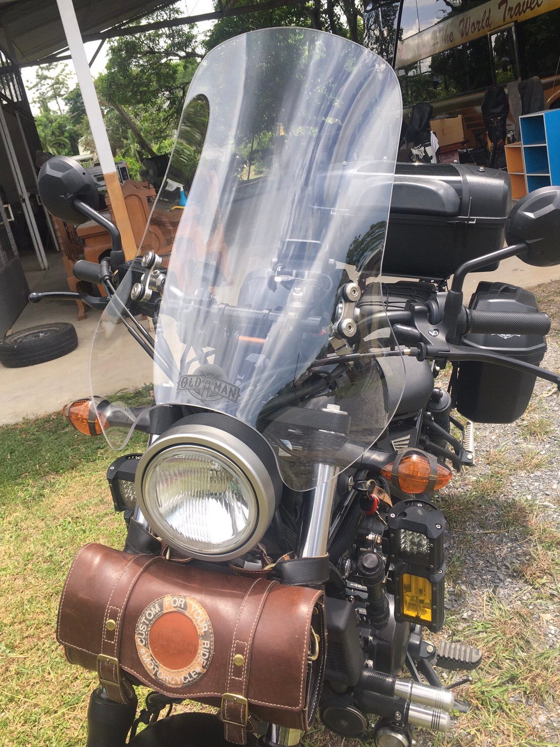 ชิวหน้า ไฟกลม ทรงสูงพิเศษ 57 ซม. สีใส