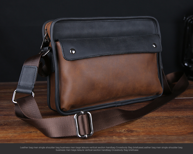 กระเป๋าสะพายข้างผู้ชาย รหัส A001