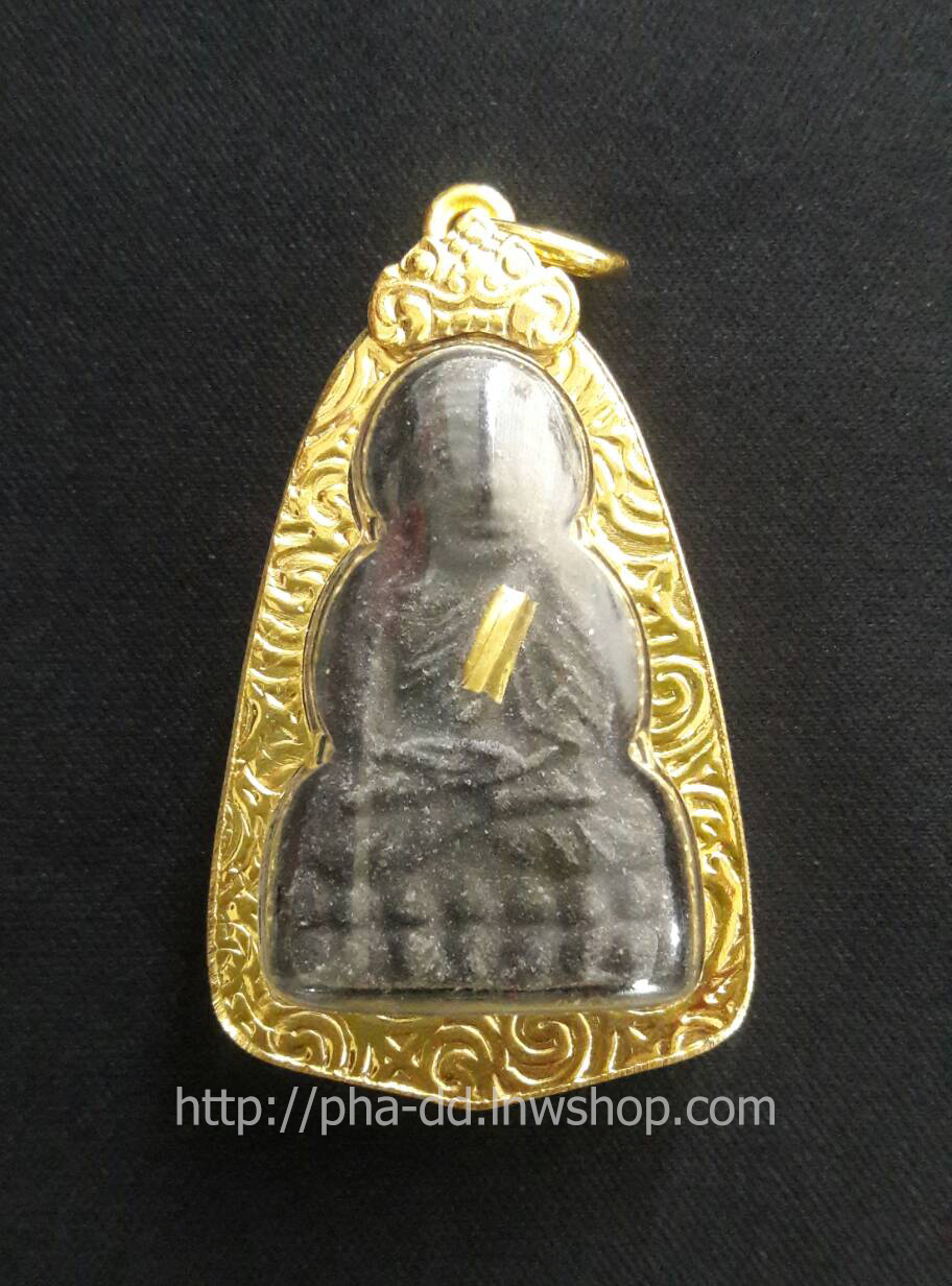 หลวงปู่ทวด เนื้อว่าน วัดช้างให้ ปัตตานี เลี่ยมกรอบทองไมครอน (พร้อมกล่อง)