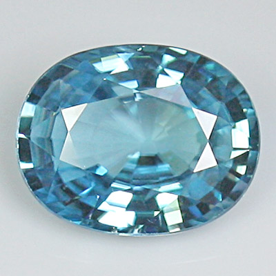 เพทายสีฟ้า (Blue Zircon) 3.41 กะรัต สีหวาน รูปไข่