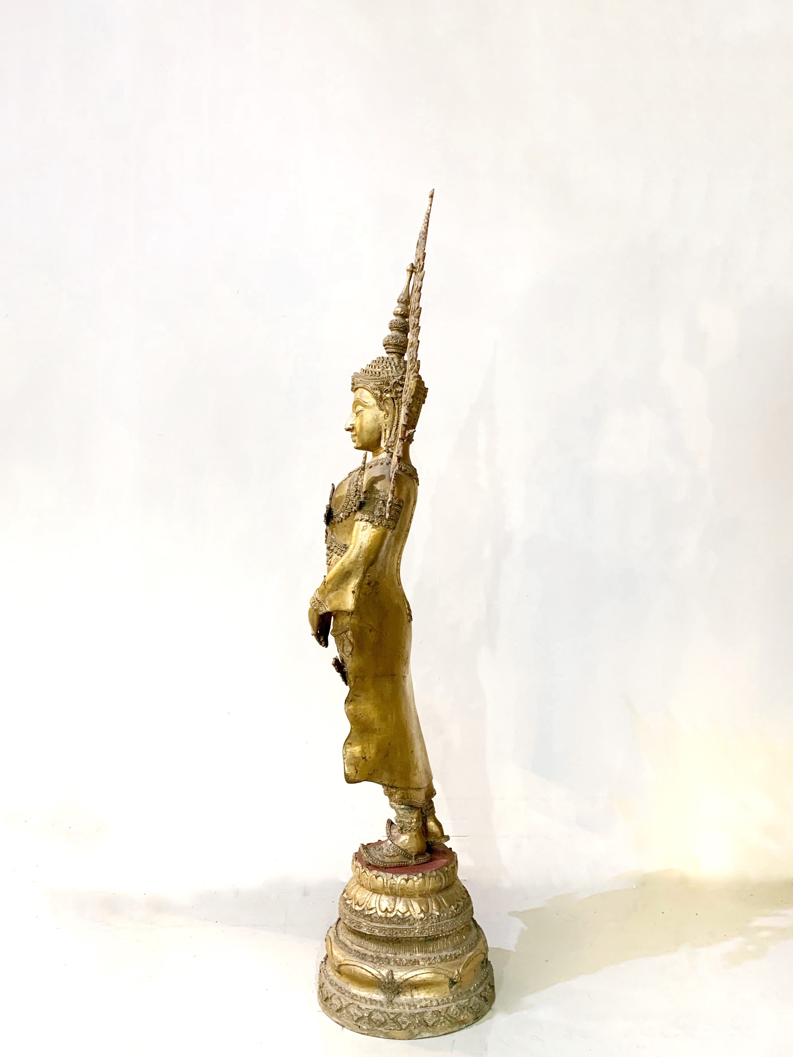 พระพุทธรูปทรงเครื่องกษัตริย์ ปางถวายเนตร สูง 12"