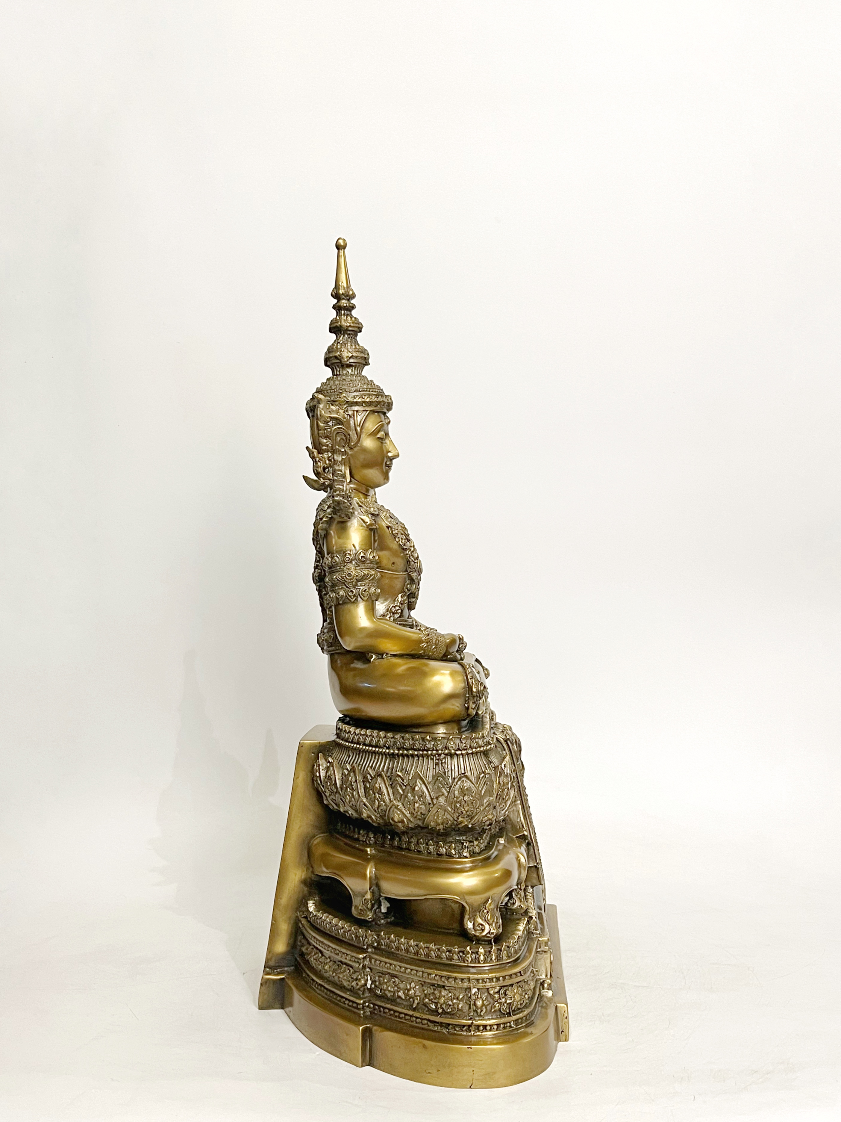 รูปหล่อ พระแก้วมรกต ทรงเครื่อง 3 ฤดู หน้าตัก 9 นิ้ว