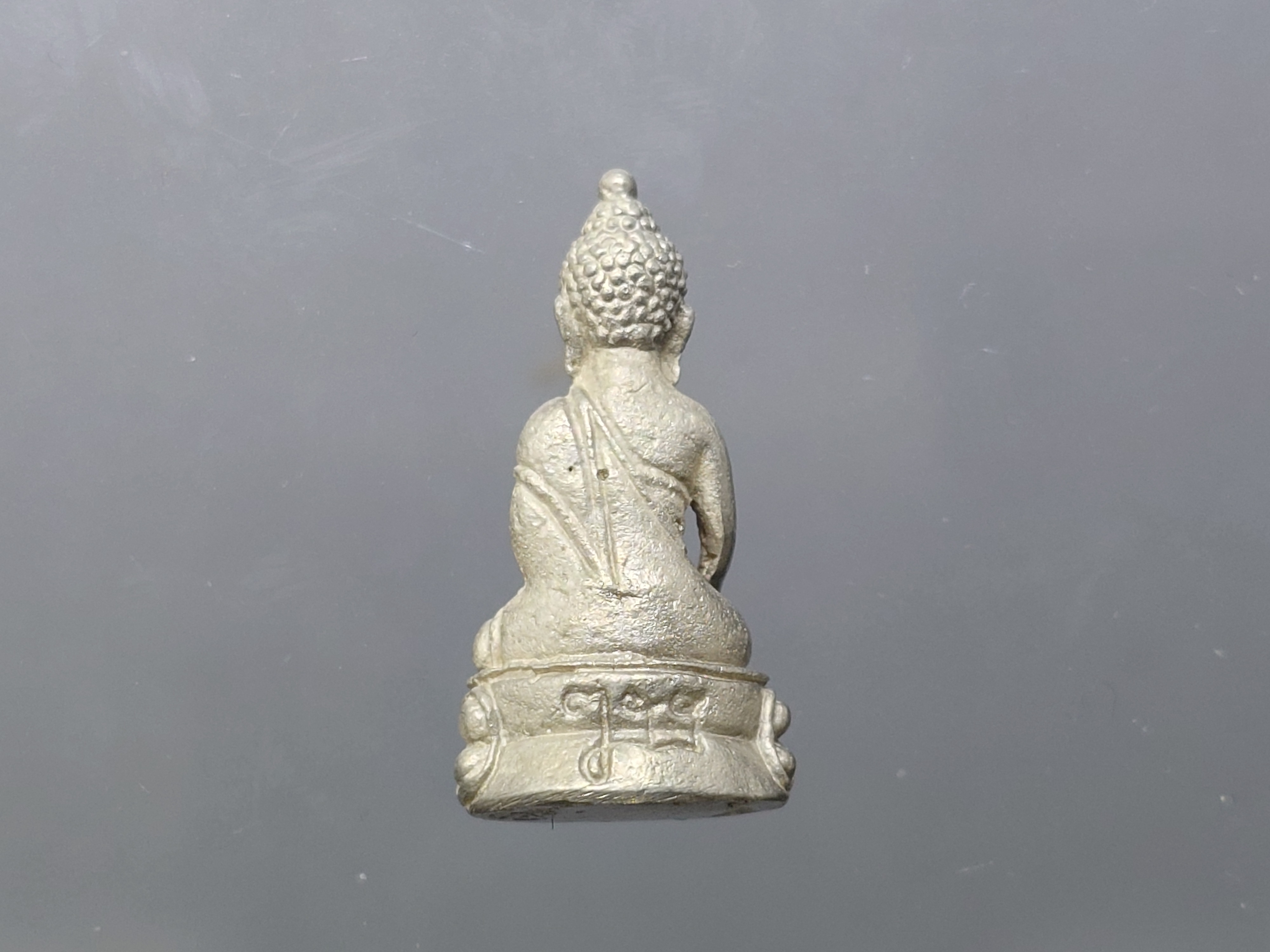 พระกริ่งทีฆายุมหมงคล ญสส.เนื้อเงิน ครบรอบ ๑๕ ปี บริษัทหลักทรัพย์ กองทุนรวม จำกัด พุทธาภิเษก ณ วัดบวรนิเวศวิหาร ปี2533 พร้อมกล่องเดิม