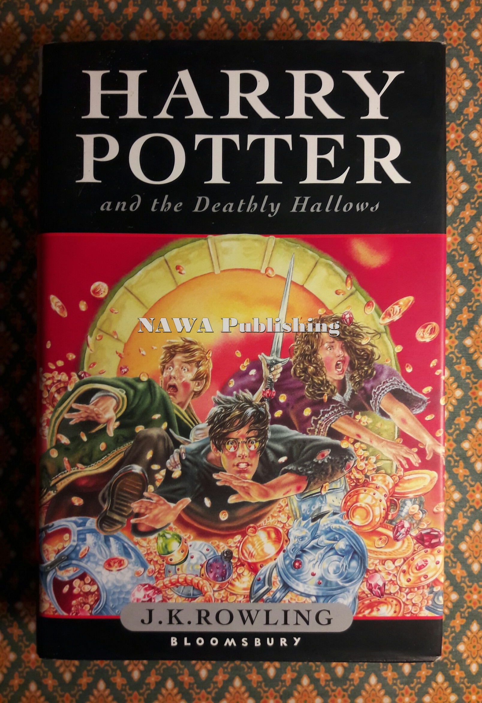 Harry Potter and the Deathly Hallows ฉบับภาษาอังกฤษ