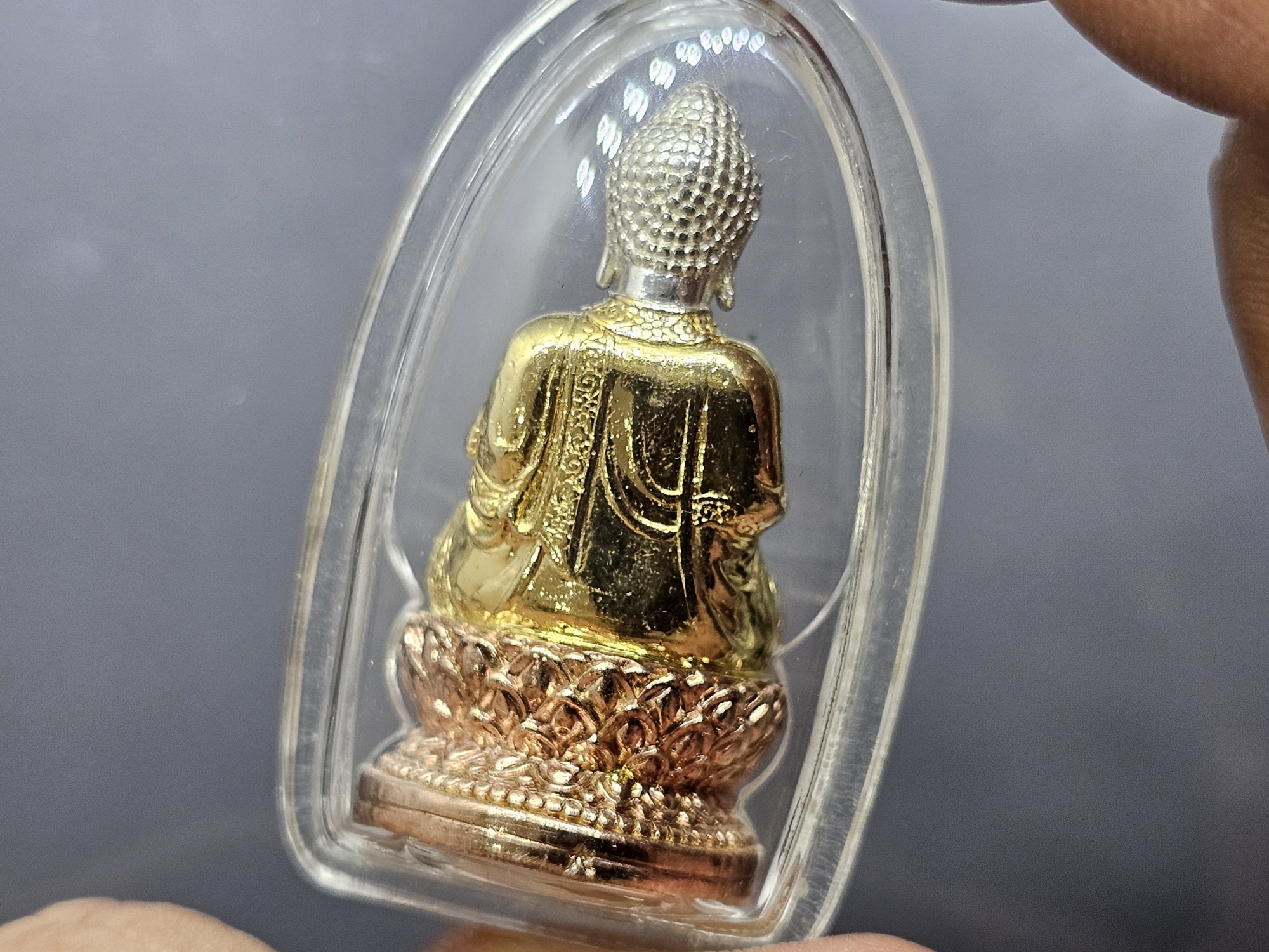 พระกริ่งจีน ต้าเยิ่นถะ เนื้อเงินสามกษัตริย์ รุ่นกาญจนาภิเษกครองราชย์ 50 ปี วัดบวรนิเวศวิหาร ปี2538 พร้อมกล่องเดิม เลี่ยมเก็บผิว พร้อมขึ้นคอ