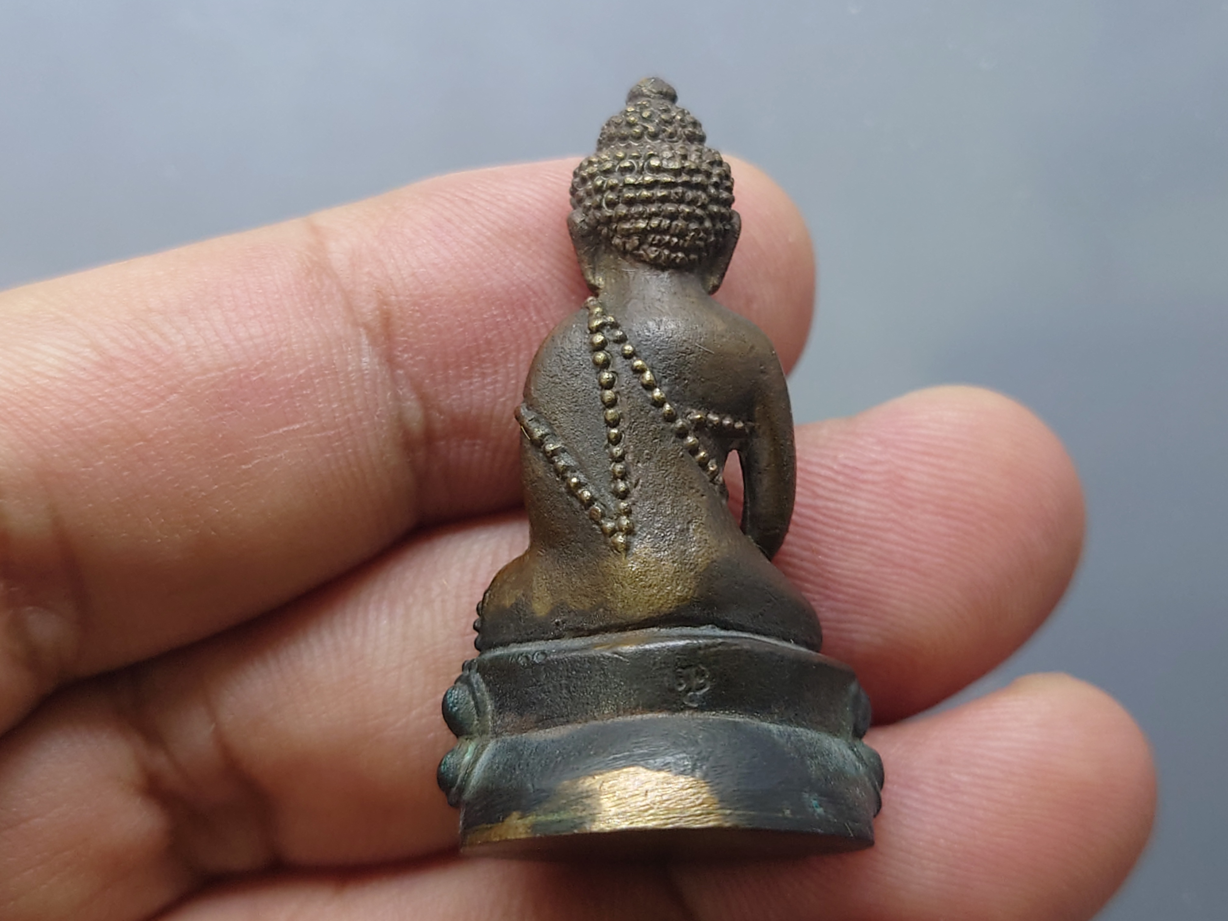 พระกริ่ง"เจ้าสัว"เนื้อทองสัมฤทธิ์ สมเด็จญาณสังวร สมเด็จพระสังฆราช วัดบวรนิเวศวิหาร ปี2537 พร้อมกล่องเดิม