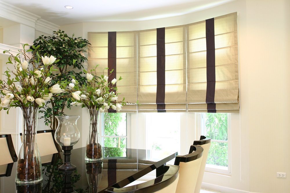 ม่านพับกุ้น (Border Roman Blind)