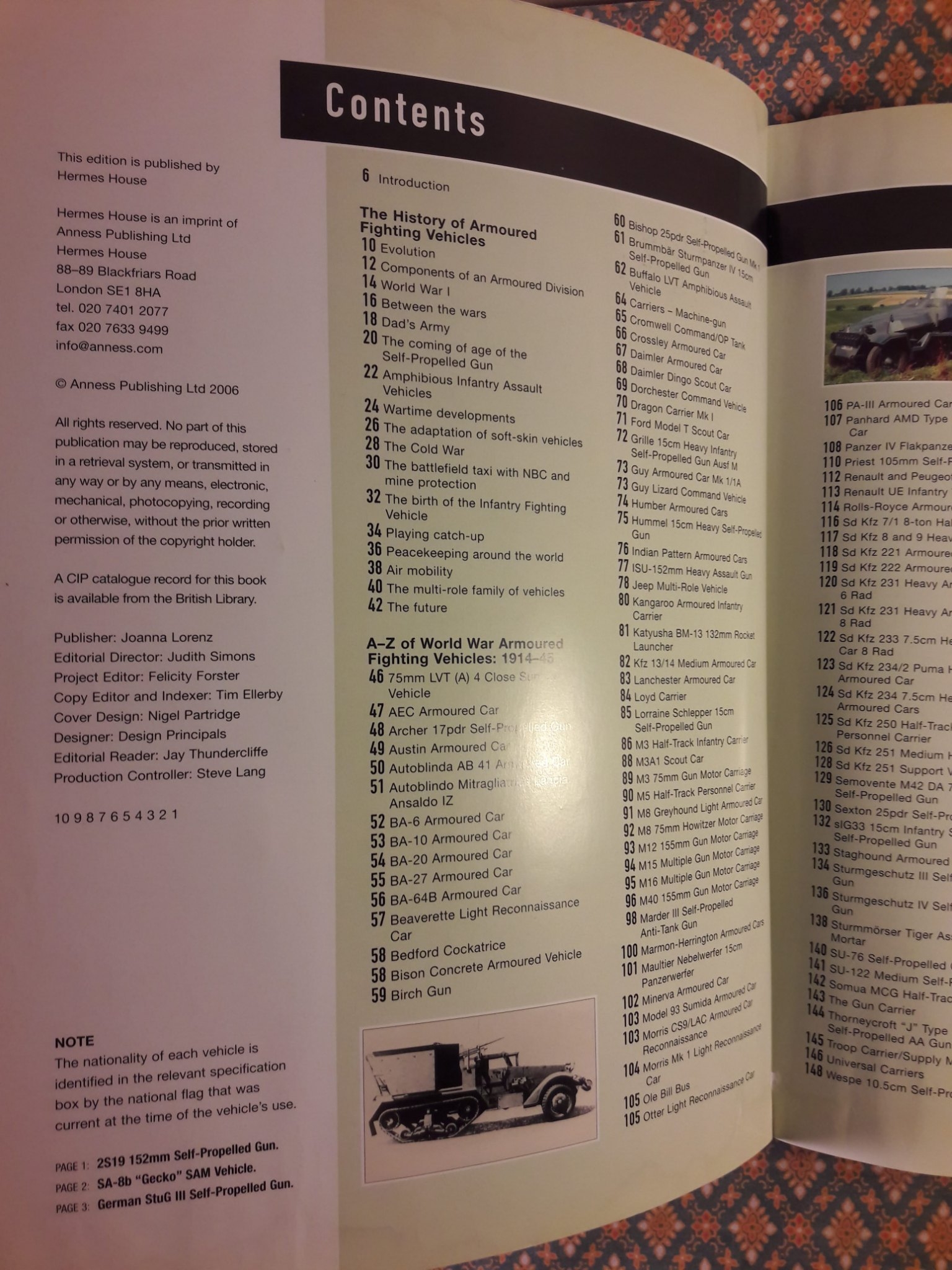 THE ILLUSTRATED GUIDE TO ARMOURED FIGHTING VEHICLES OF THE WORLD