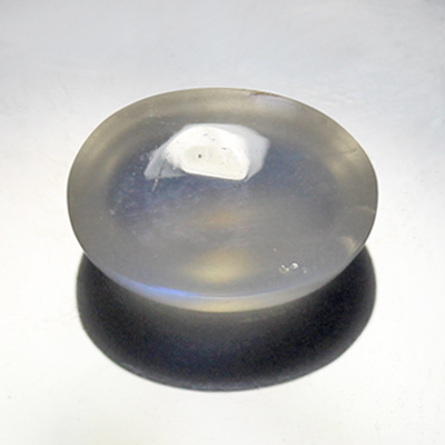 มูนสโตนหรือมุกดาหารเหลือบฟ้า (Blue sheen Moonstone) 2.85 กะรัต
