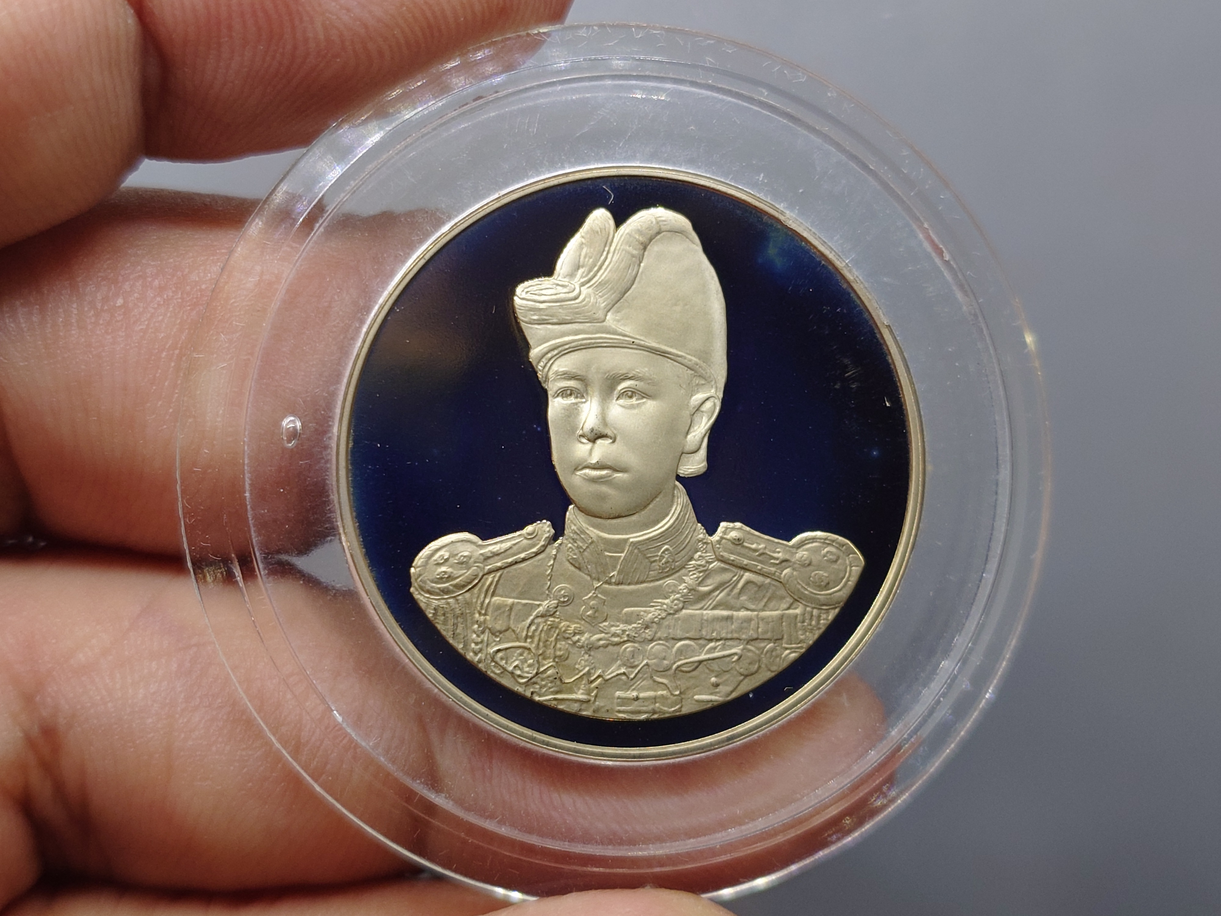 เหรียญกรมหลวงชุมพร นิกเกิลขัดเงา กองทัพเรือจัดสร้าง ปี 2538 พิธีใหญ่ สภาพสวย พร้อมกล่องเดิมๆ