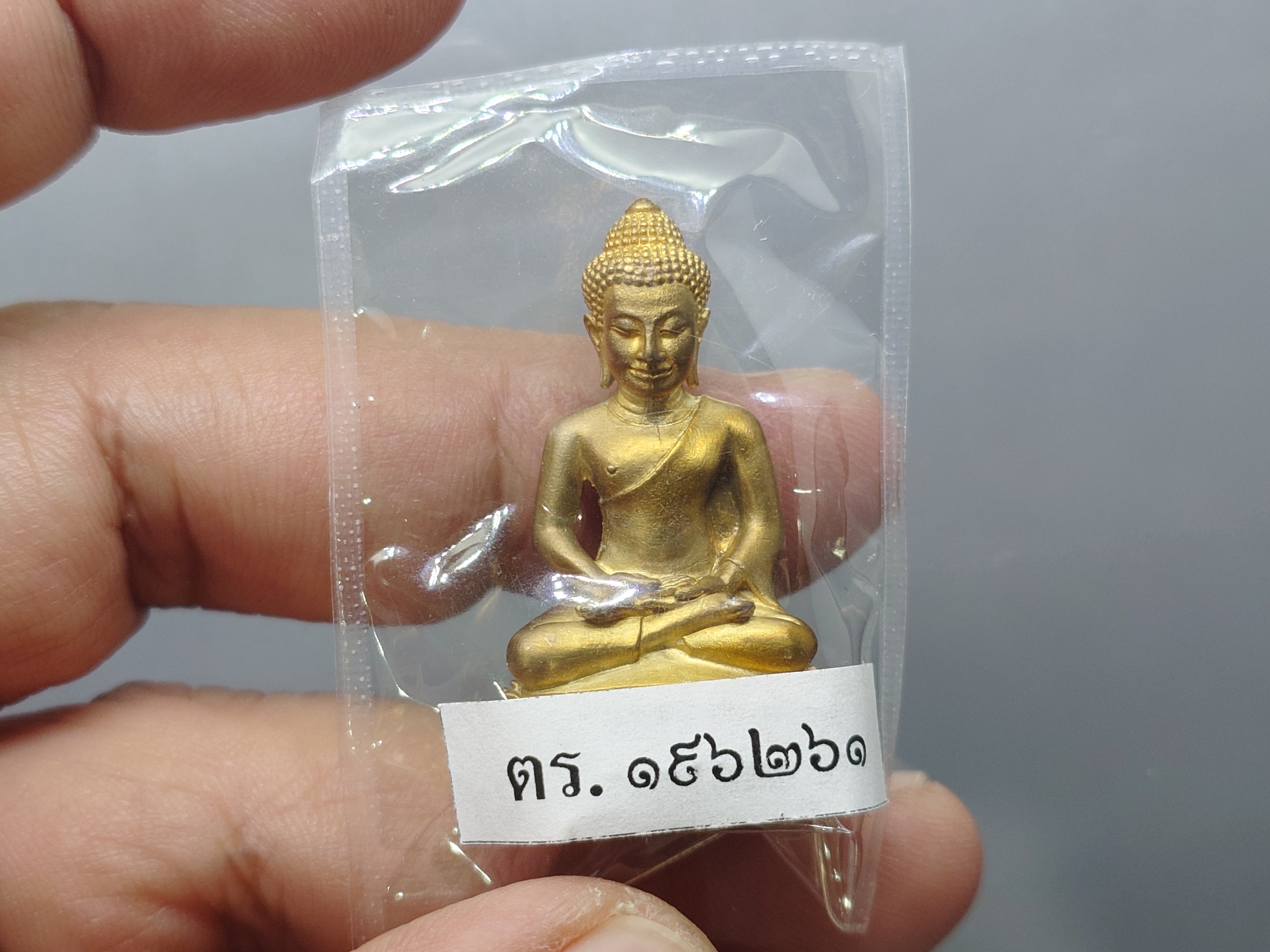 พระนิรันตราย สำนักงานตำรวจแห่งชาติ เนื้อสัมฤทธิ์ (เฉพาะข้าราชการตำรวจ) ปลุกเษก ณ วัดบวรนิเวศวิหาร ปี2555 พร้อมใบเซอร์ กล่องเดิม