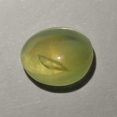 คริสโซเบริลตาแมวหรือไพฑูรย์ (Cat's eye Chrysoberyl) 1.35 กะรัต จากอินเดีย