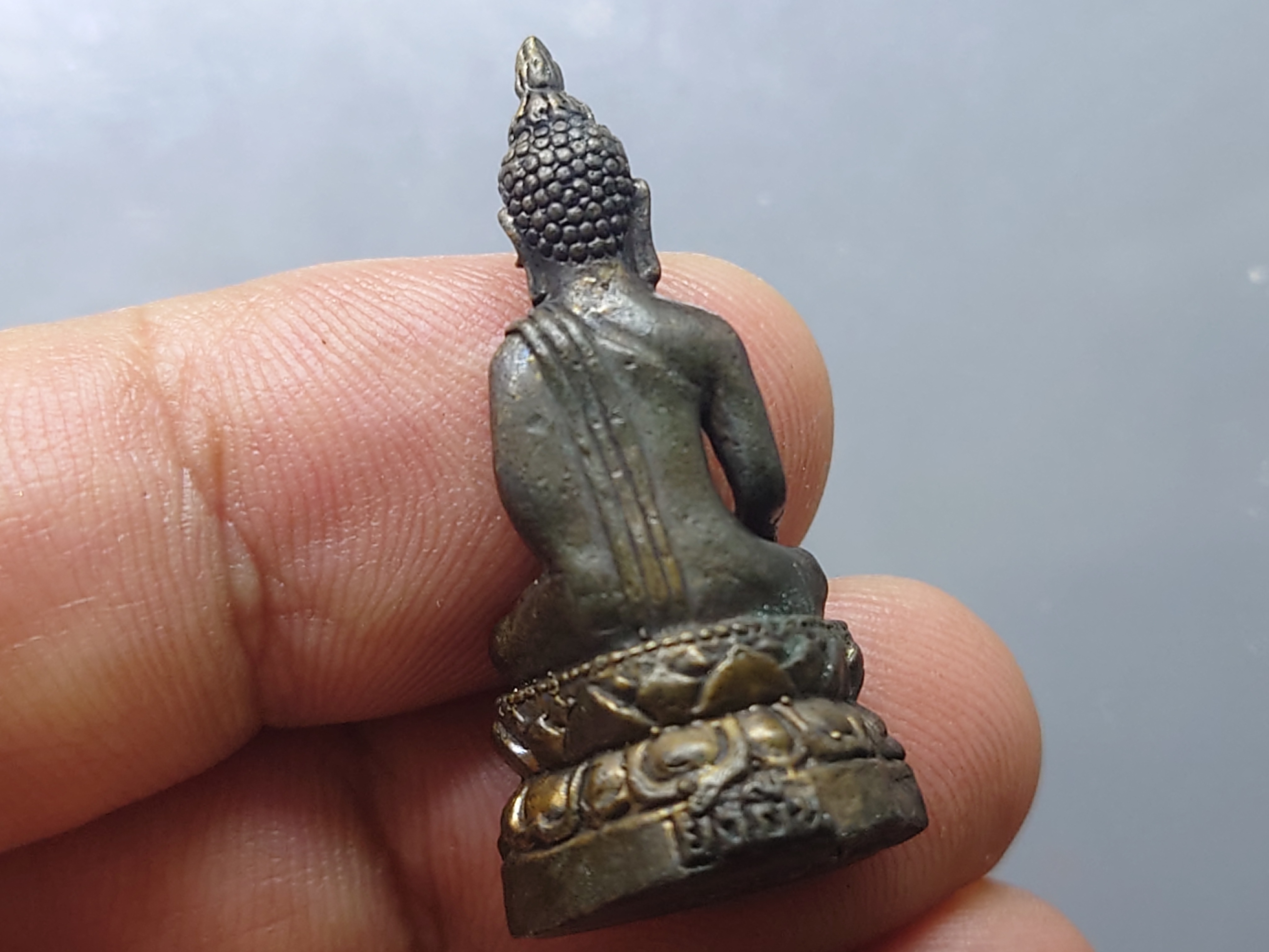 พระกริ่งสมเด็จพระไพรีพินาศ รุ่น กฟผ.ยั่งยืน เนื้อสัมฤทธิ์ ขนาด 3.2 เซน การไฟฟ้าฝ่ายผลิตปห่งประเทศไทย สร้าง วัดบวรนิเวศวิหาร ปี2549 ตลับเดิม