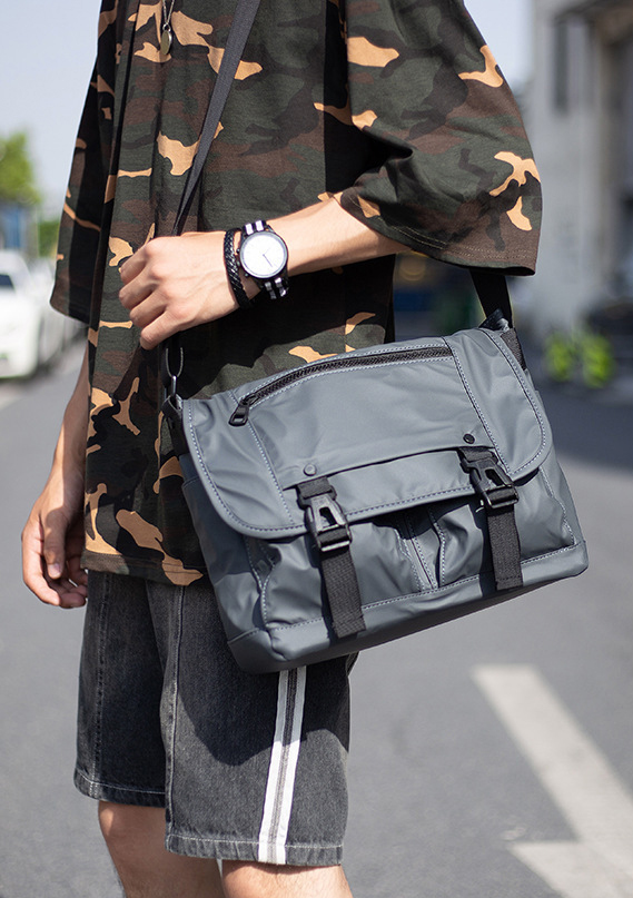 กระเป๋าสะพายข้างผู้ชาย กระเป๋าหนังผู้ชาย รหัส A044