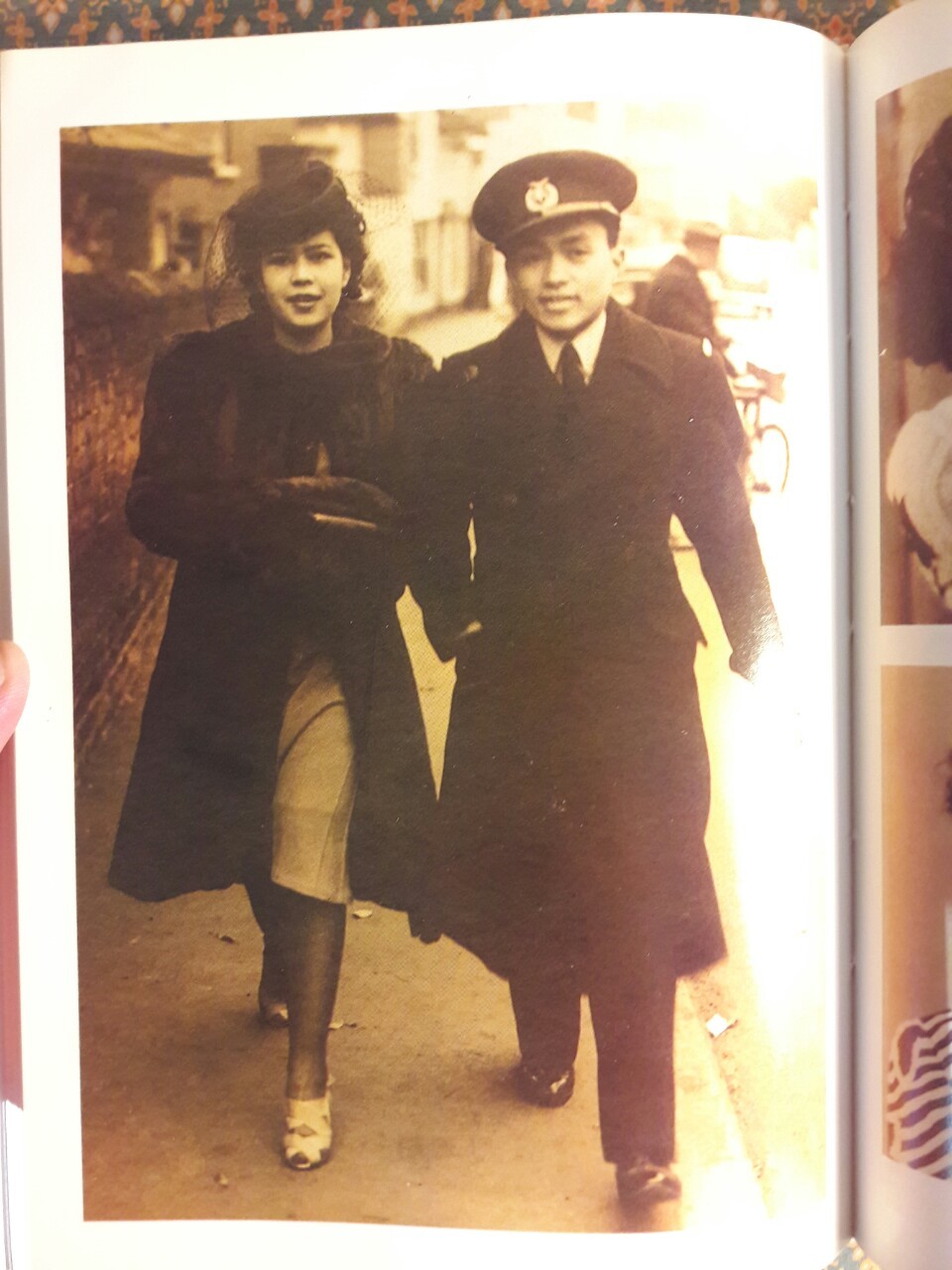 ชีวิตเหมือนฝัน Life is Like a Dream (เล่ม 1)