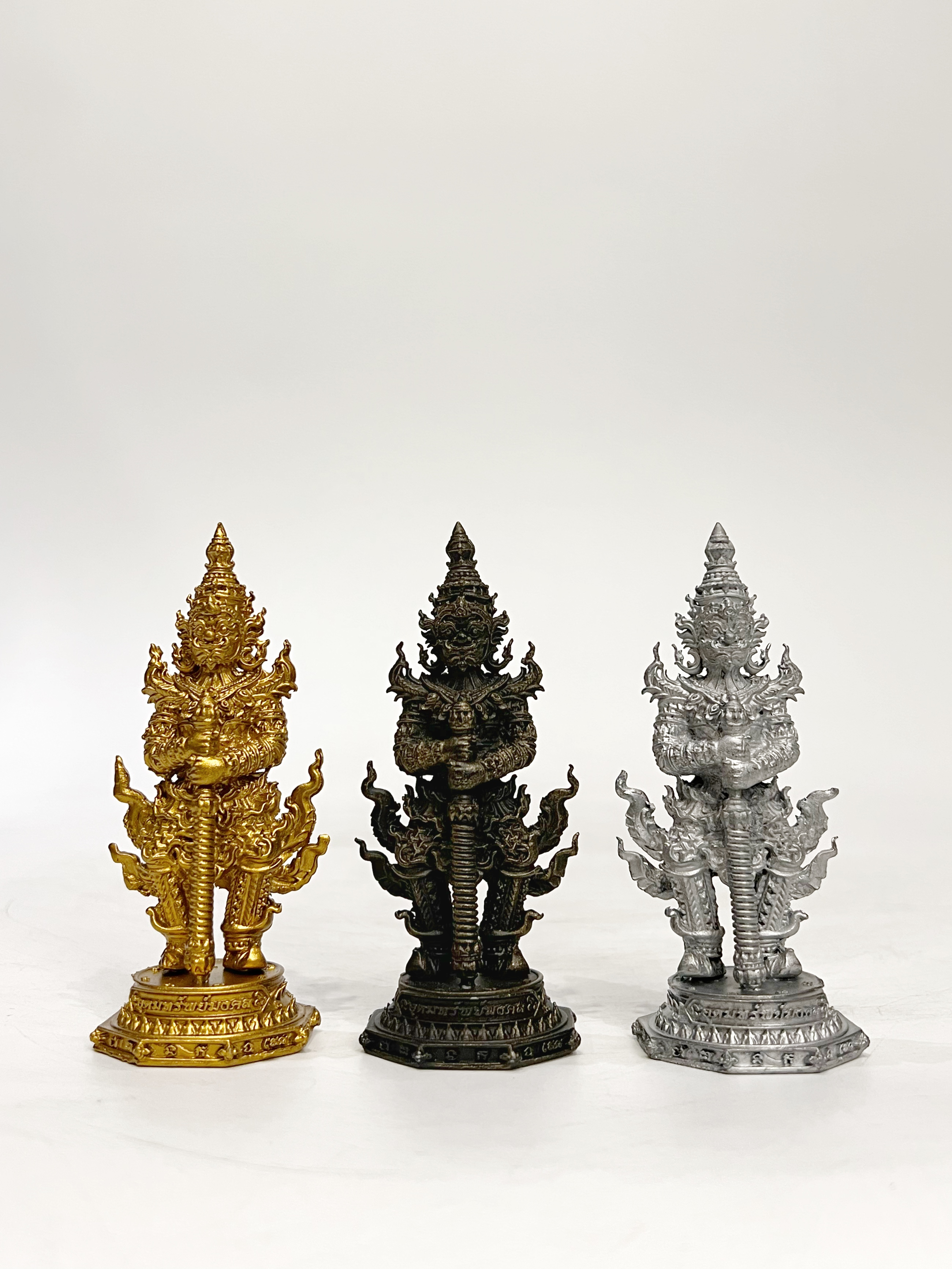รูปหล่อ ท้าวเวสสุวรรณ ขนาดสูง 4 นิ้ว ท้าวเวสสุวรรโณ จตุมหาราชิกา รุ่น อุดมทรัพย์มงคล ปี 2563 จัดสร้างโดย วัดจุฬามณี จ.สมุทรสงคราม