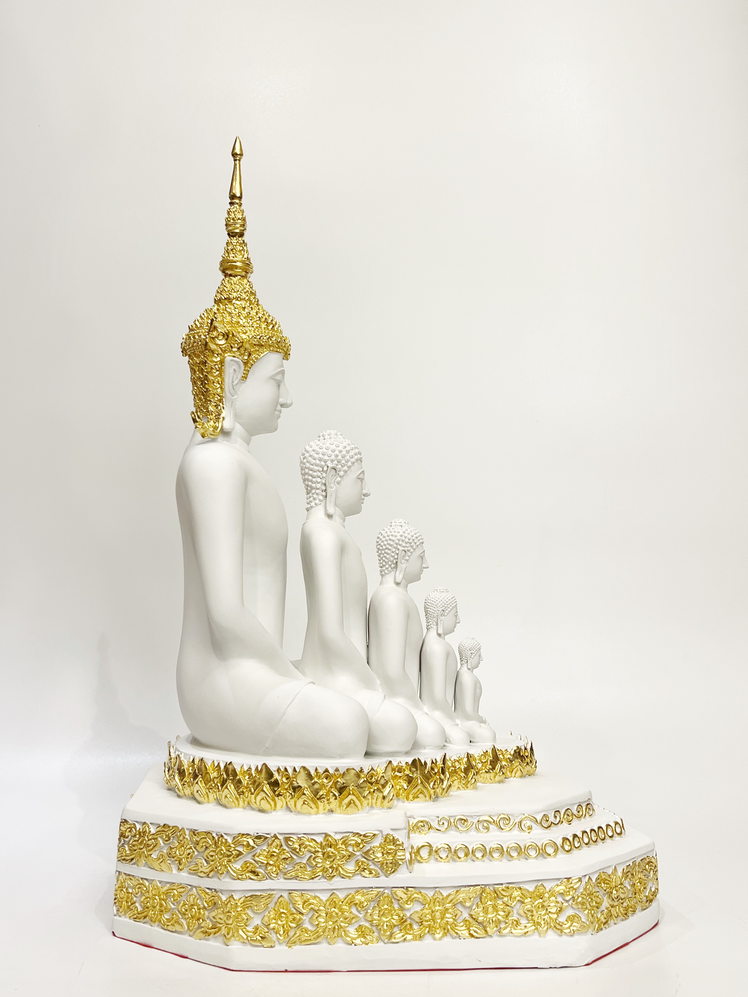 พระพุทธเจ้า 5 พระองค์ หน้าตัก 9 นิ้ว วัดพระธาตุผาซ่อนแก้ว
