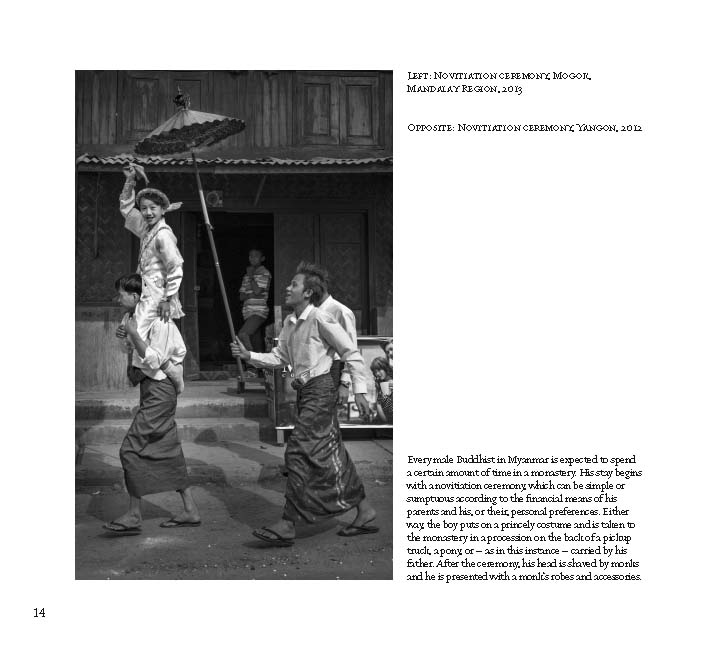 Riverbooks หนังสือประวัติศาสตร์ : Catching the light A Journey across Myanmar