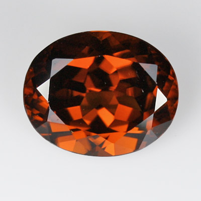 เพทายสีน้ำตาลส้ม (Orange-Brown Zircon) 5.32 กะรัต รูปไข่ รูปร่างดี