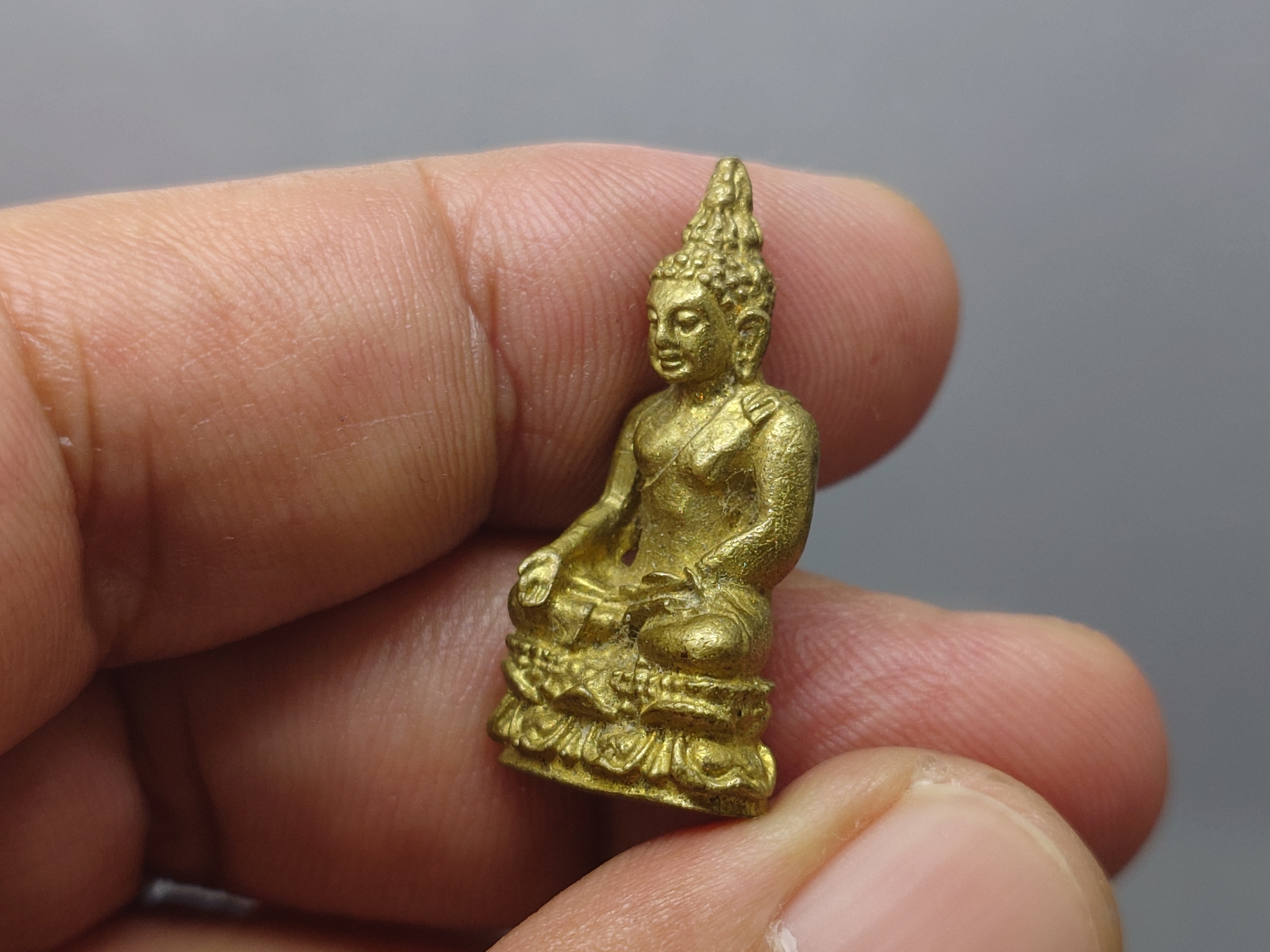 พระกริ่งไพรีพินาศ ญสส 80 พรรษา สมเด็จพระญาณสังวร สมเด็จพระสังฆราช เนื้อทองเหลือง วัดบวรนิเวศวิหาร ปี2536 พร้อมใบประกวด รางวัลที่3