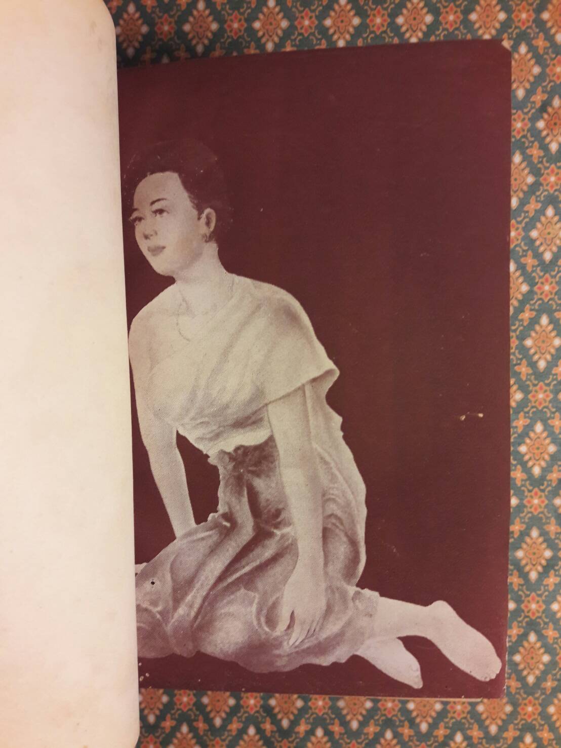 สี่แผ่นดิน เล่ม 1 “หนังสือดี 100 เล่มที่คนไทยควรอ่าน”