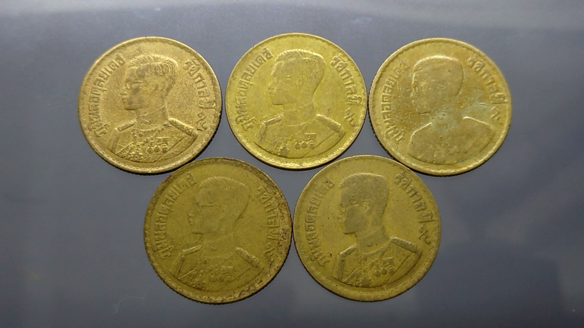 ชุด 5 เหรียญ เหรียญ 50 สตางค์ ปี 2500 ผ่านใช้