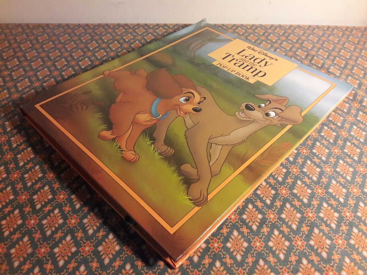 Lady and the Tramp Pop – Up Book