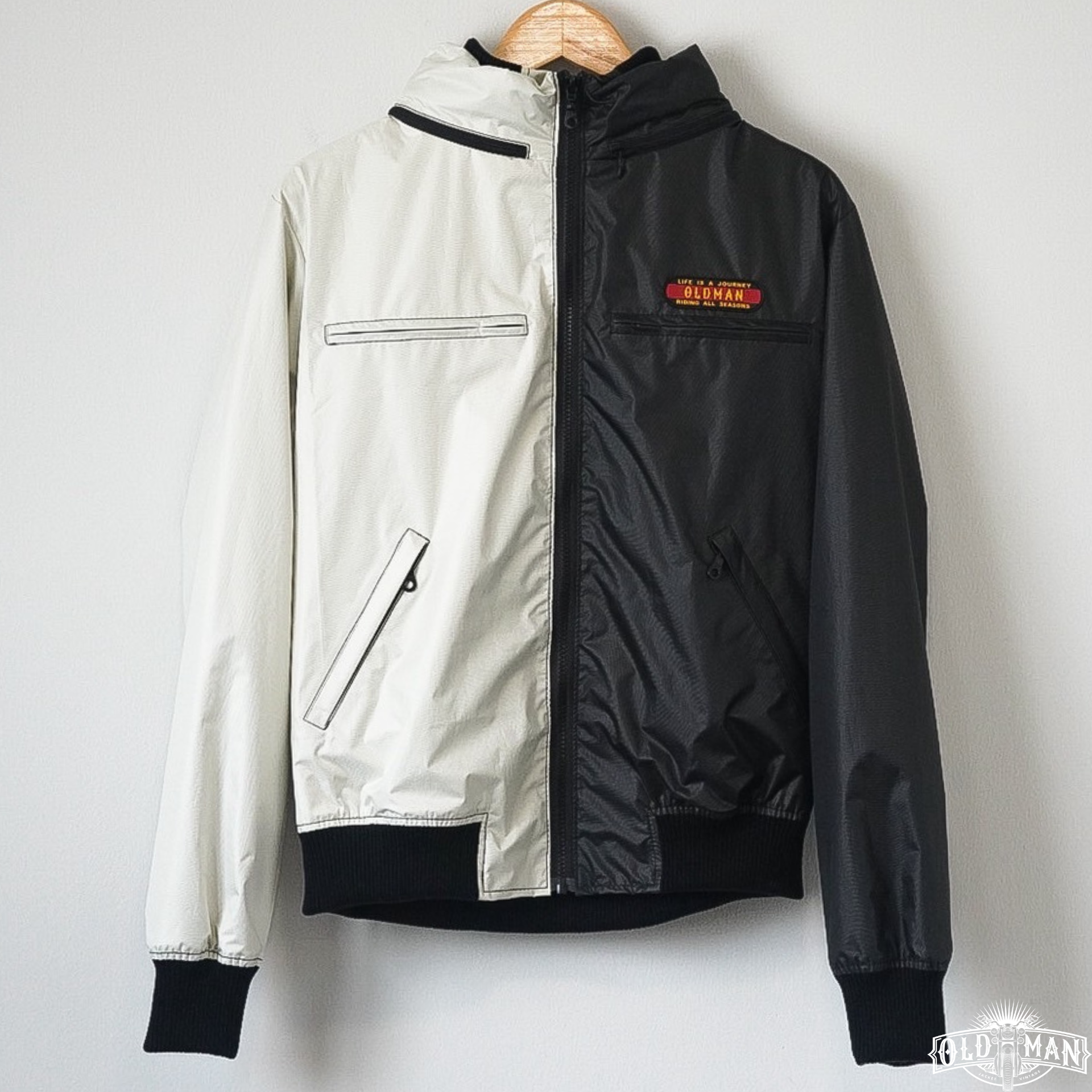 RAS-2 Gold Jacket ขาวคาดดำ (สอบถามไซส์ก่อนสั่งซื้อ)