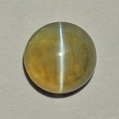 **ขายแล้ว**คริสโซเบริลตาแมวหรือไพฑูรย์ (Cat's eye Chrysoberyl) 1.16 กะรัต เนื้อเนียน จากศรีลังกา