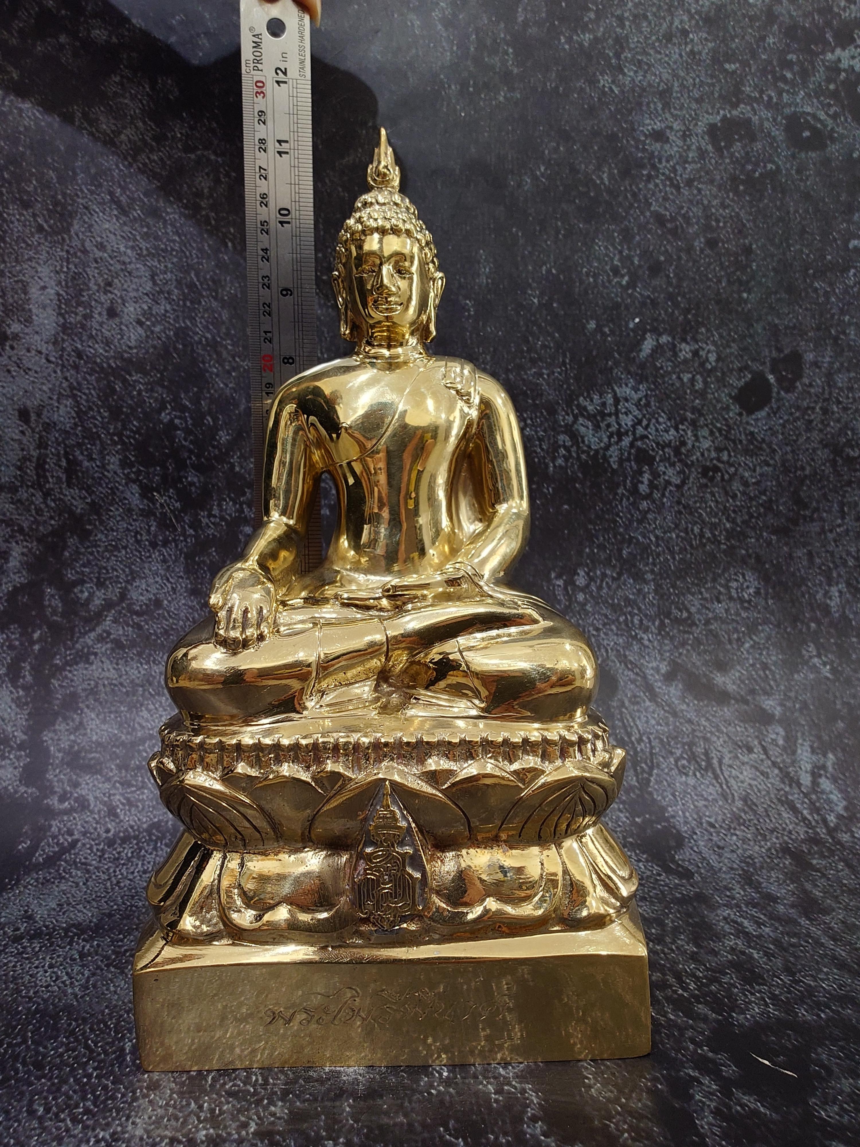 พระไพรีพินาศ ญสส 50 หน้าตัก 5 นิ้ว สูง 11 นิ้ว เนื้อทองเหลืองขัดเงา พระประจำวัด วัดบวรนิเวศ จัดสร้าง ประจำปี 2550 แท้ ออกวัด