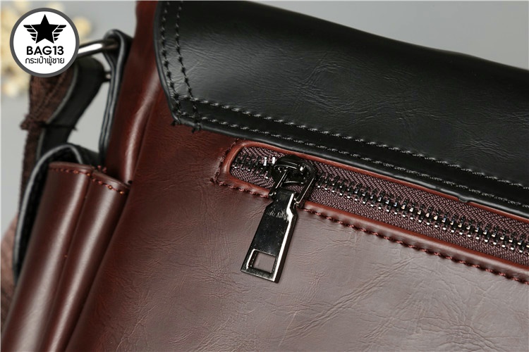 กระเป๋าสะพายข้างผู้ชาย รหัส A003