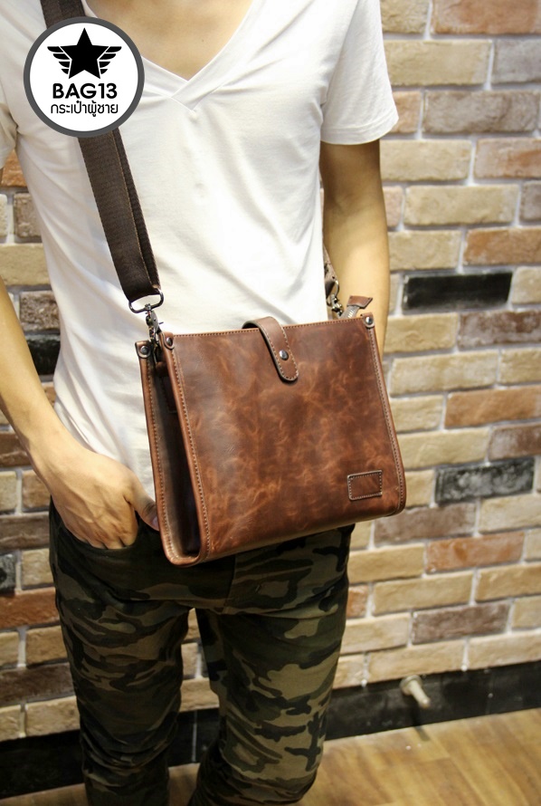 กระเป๋าสะพายข้างผู้ชาย รหัส A006