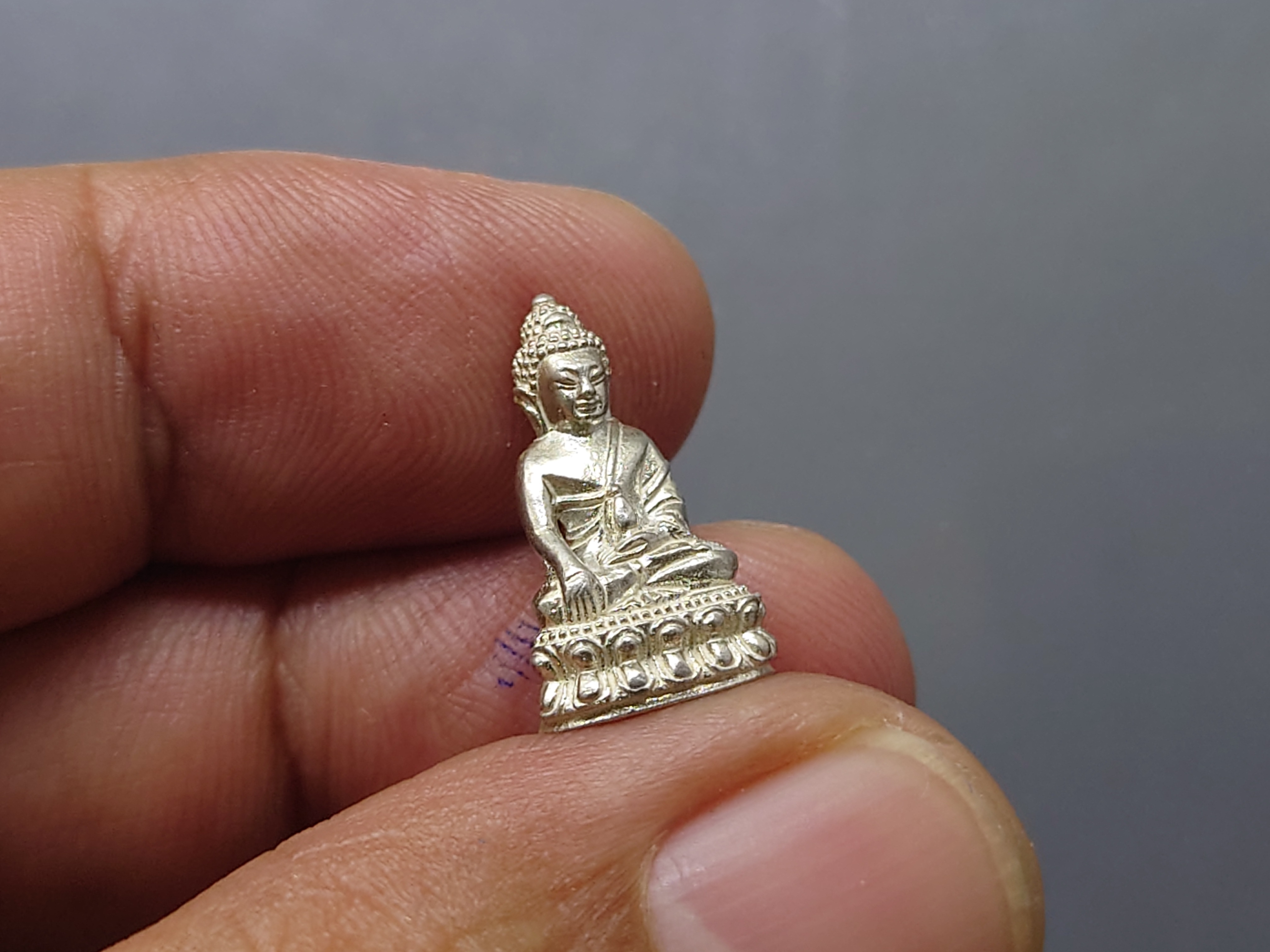 พระกริ่ง ๖๐ ปี พระพรหมเมธี เนื้อเงิน วัดเทพศิรินทราวาส พ.ศ.2550 พร้อมกล่องเดิม