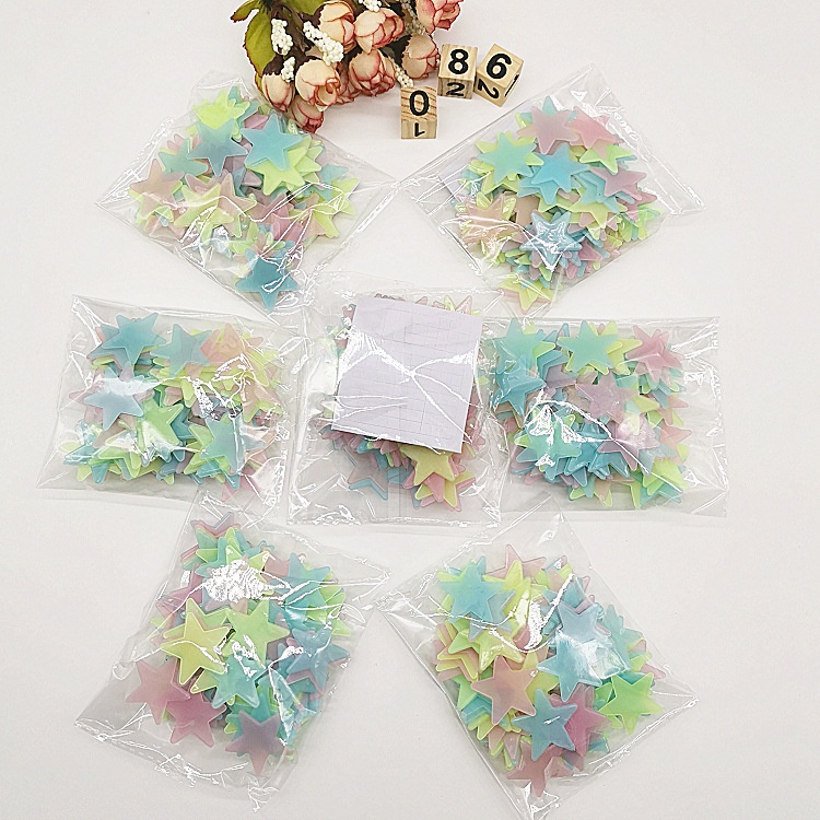 MUISUNGSHOP 🌟 ดาวเรืองแสง ของเล่นเรืองแสง ติดเพดาน แต่งห้อง Glow in the Dark ต้องตากแดดก่อนติด