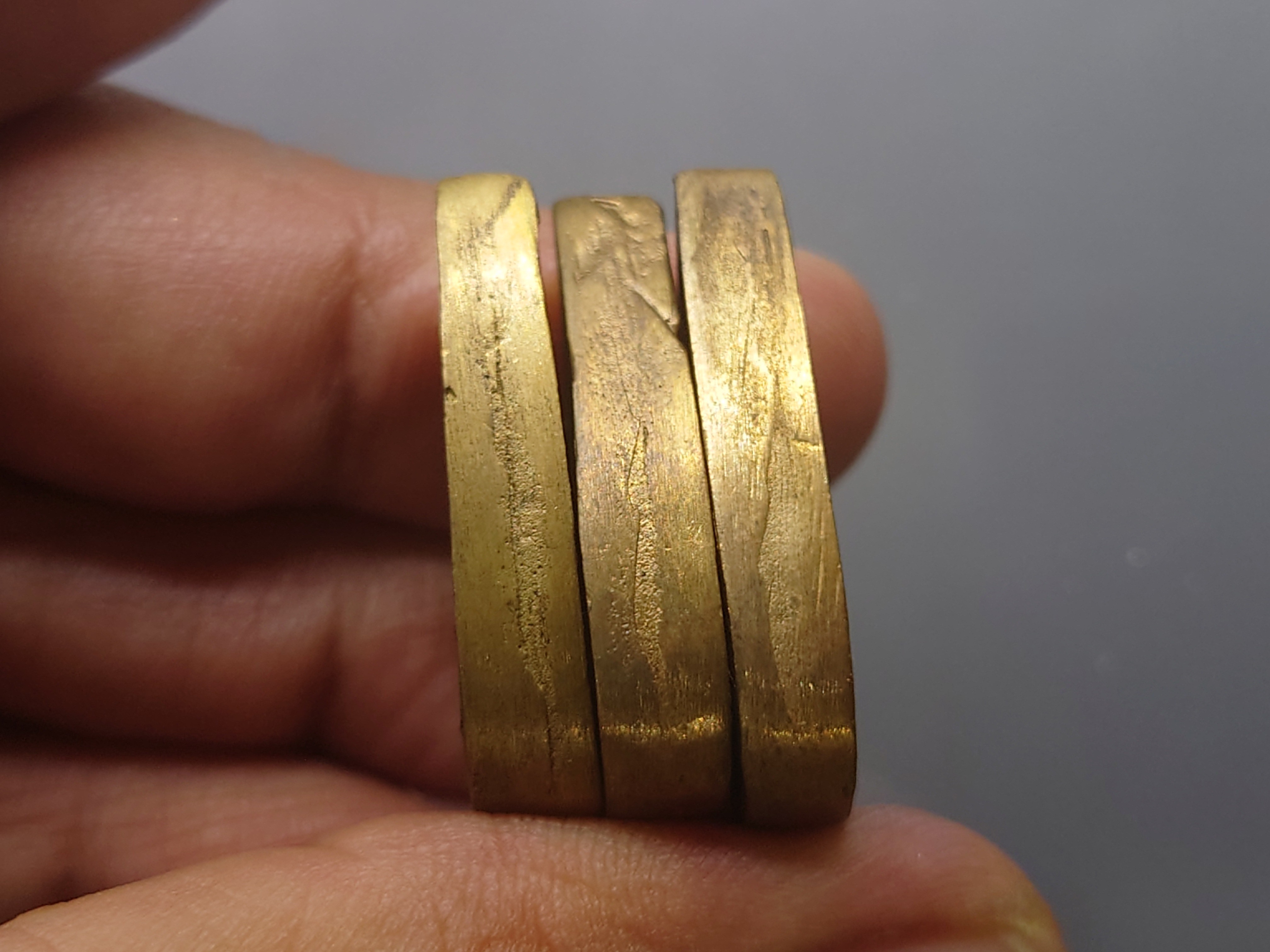 พระแก้วมรกต 3 ฤดู เนื้อนวะ รุ่น 23 ตุลามหามงคล พิมพ์ใบโพธิ หลวงพ่อเกษม เขมโก ปลุกเสก สำนักสุสานไตรลักษณ์ ลำปาง ปี2538 พร้อมกล่องเดิม