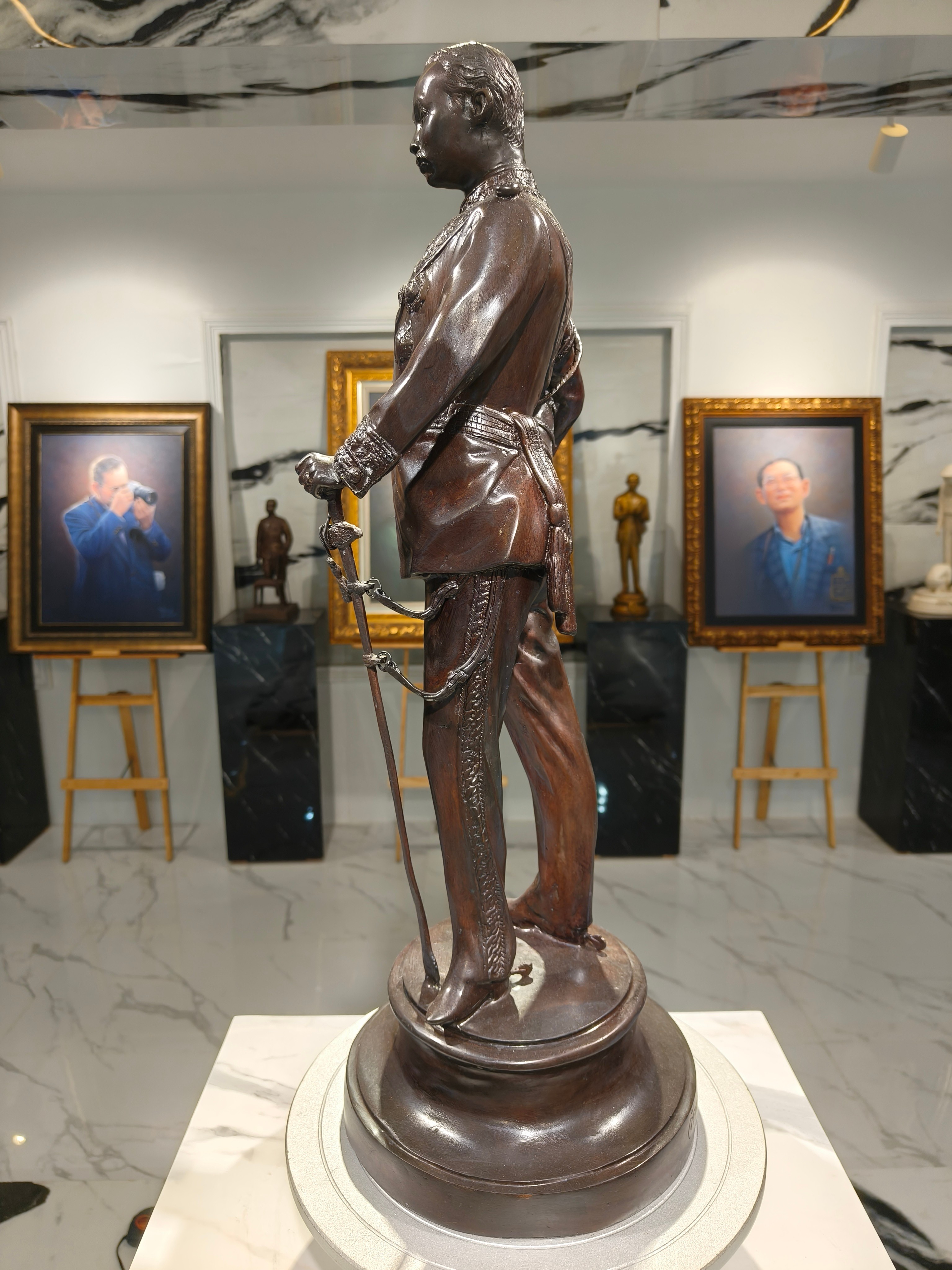 รูปหล่อ รัชกาลที่ 5 ร.5 หน้าตัก 12 นิ้ว วัดบรมนิวาสราชวรวิหาร